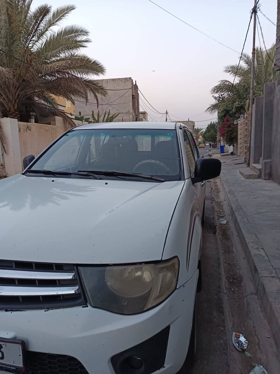 السلام عليكم
بيكم مستيبوشي دبل قماره L200 موديل 2011 رقم بغداد انكليزي سنوية  لل2029 شرط التحويل محرك بلادي كير محور اوتماتيك ميكانيكي مال مستيبوشي انتيفيا طخم تاير جديد راديتر جديد سيارة بلاديه بيها مكانات بارد قليل السعر 120$
للاتصال 
***********
