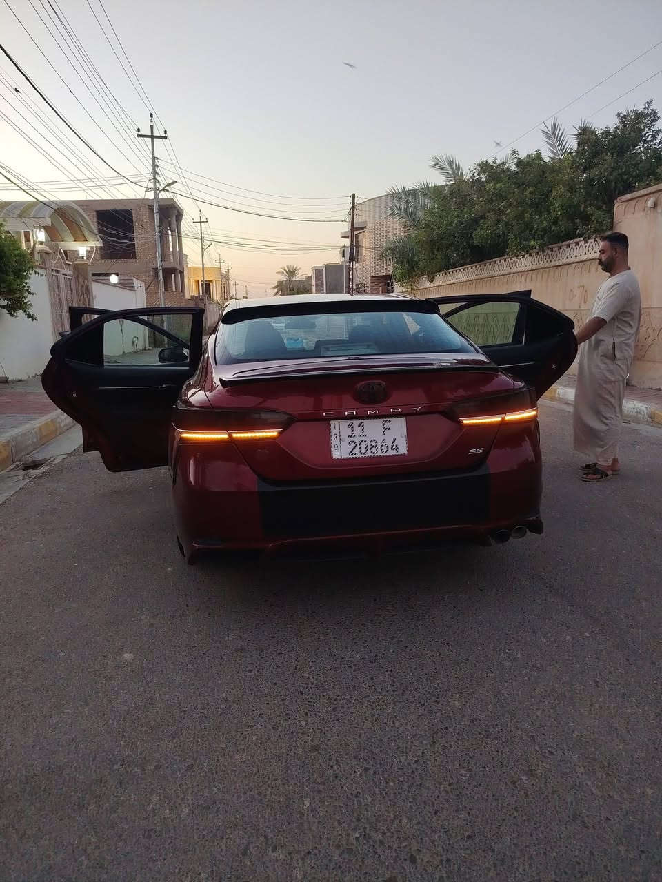 للبيع نقداً فقط
تويوتا كامري 
موديل 2018
مواصفاتSE
وارد امريكي
 تحويل مباشر
ممشى السياره 300 الف
ضرر اربع قطع
سياره كاعده وحلوه
تخم تاير جديد
حدادية خير من الله
محرك وكير شرط
صدر امامي خلفي جديد
السعر(140) وبيها مجال بسيط

🚘✨المكان __الانبار _قضاء هيت
للاستفسار والحجز:
📞 ***********
