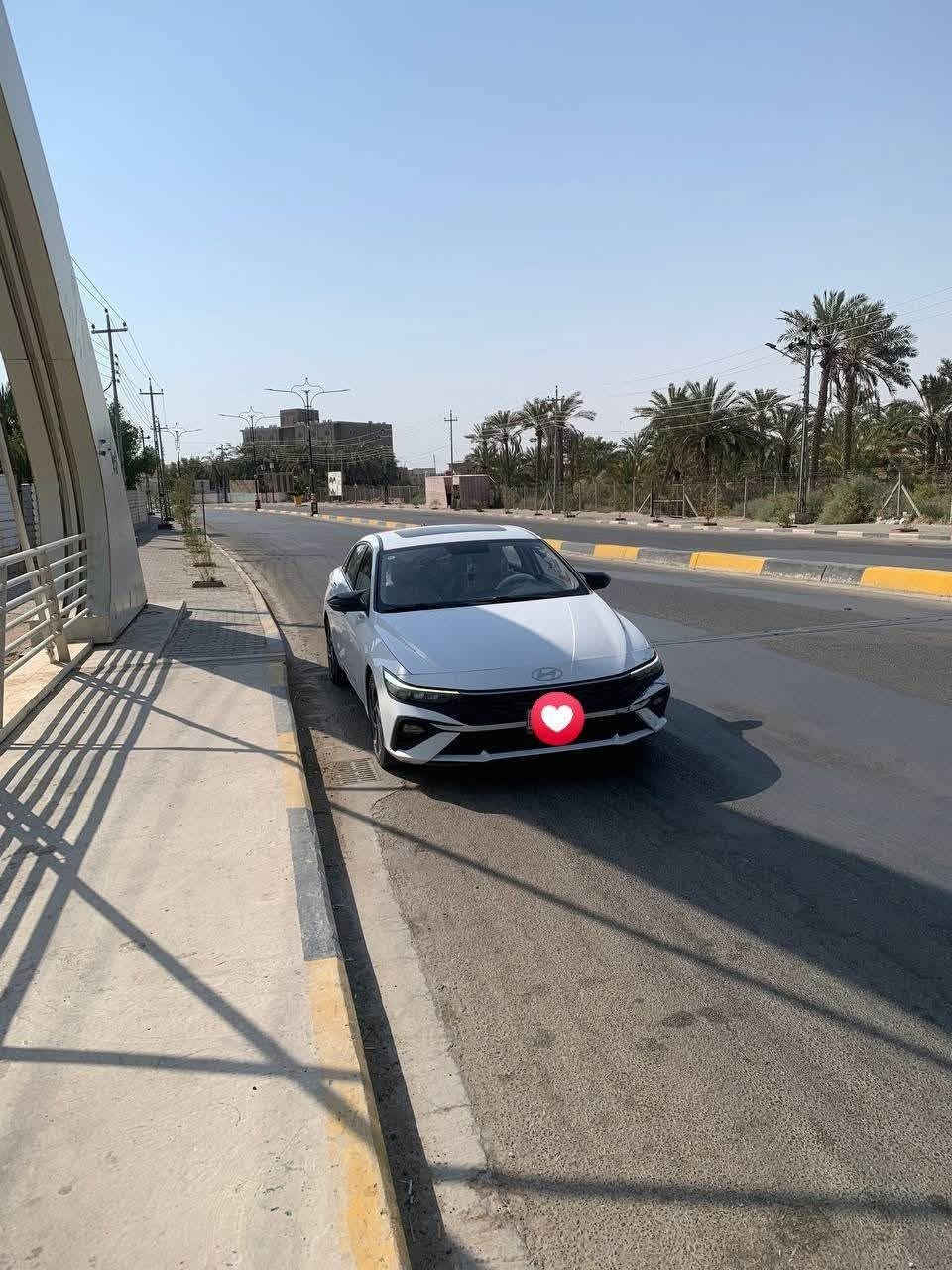 بسم الله الرحمن الرحيم 
السلام عليكم
النترا تجميع صيني موديل 2024 كفالهه عامهه 
والسياره ع ايدي غير  من محل للبيت 
 رايدها ب135 وبيها مجال للطيب

مكاني بصرة ابوالخصيب
  ***********
