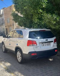 سورنتو • ٦ سلندر • شكل ٢٠١٢