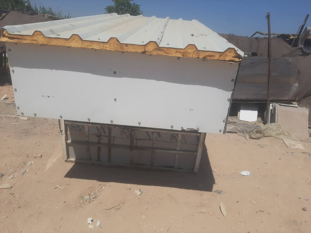 السلام عليكم بوكس مال كيا بترة ٦ جنكال بوكس كامل حتى هذني الجوة موجودات العنوان بابل حلة 
***********

