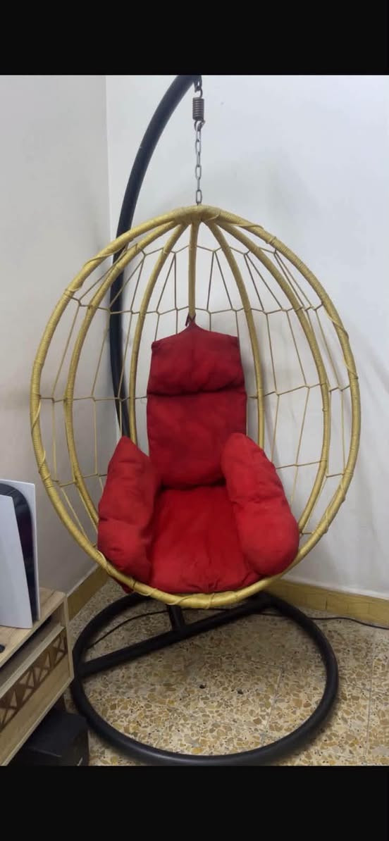 السلام عليكم مرجوحه عش للبيع السعر 90 مكانه حي التراث مال البياع بشارع الشبكه قرب ابو عدي الوكيل ***********
