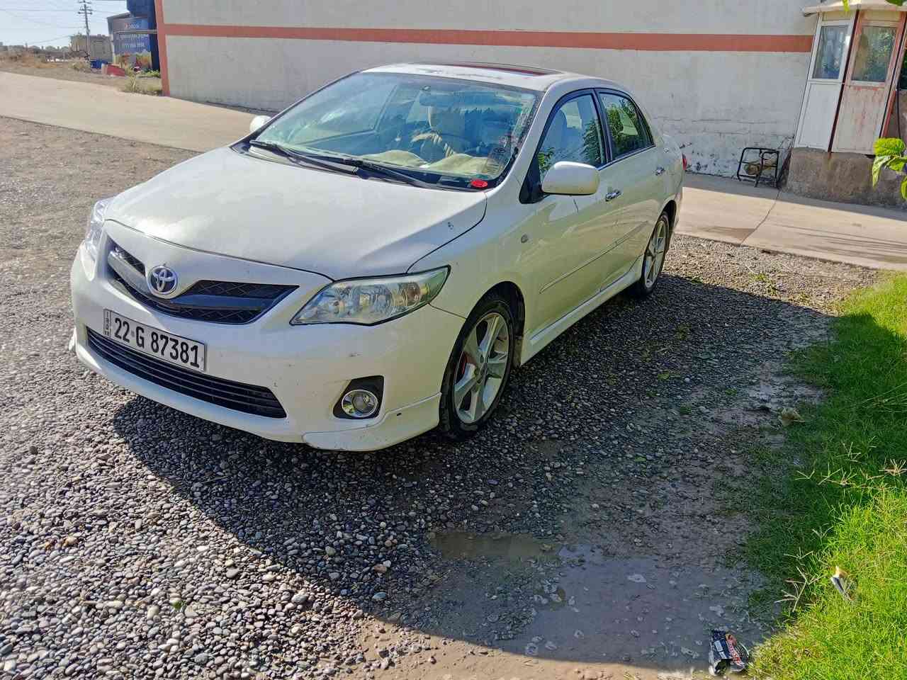 2009بێ بۆیاخ
یەک دوجێی هەڵیداوە فول مواسەفات 
گێڕو مەکینە هەمو گیانی بەشەرت
شوێن کۆیە   سەنەوی تازەیە 
‏‪***********‬‏
