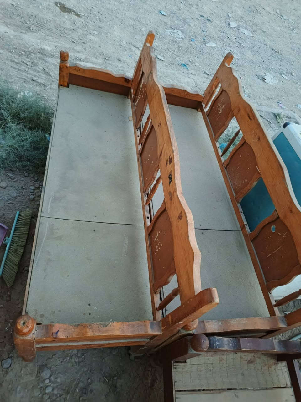 سلام عليكم غنفات لبيع عداد اربعه ابيعهن شلع عنوان رحمه ***********
