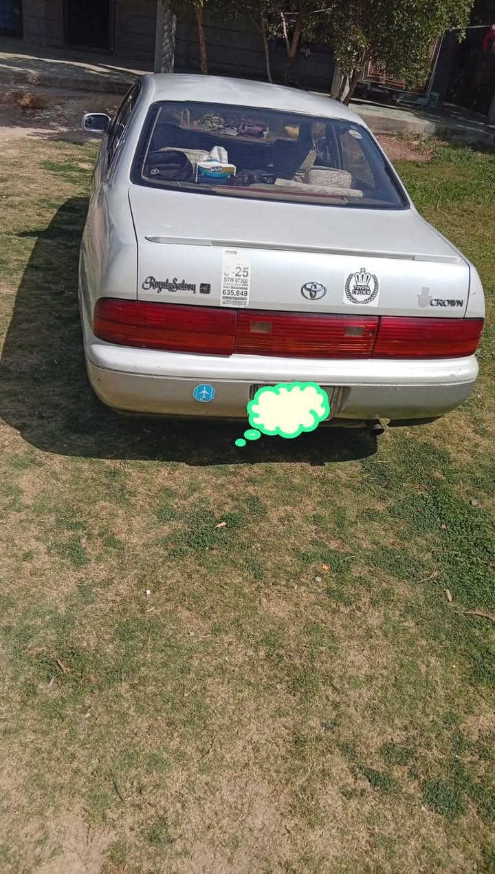 سلام عليكم كراوان. بطه موديل. 93 رقم بغداد. با اسمي    سياره جاهزه.  السعر. 46 وبيها. مجال بسيط.   العنوان بغداد.   وتساب ***********

