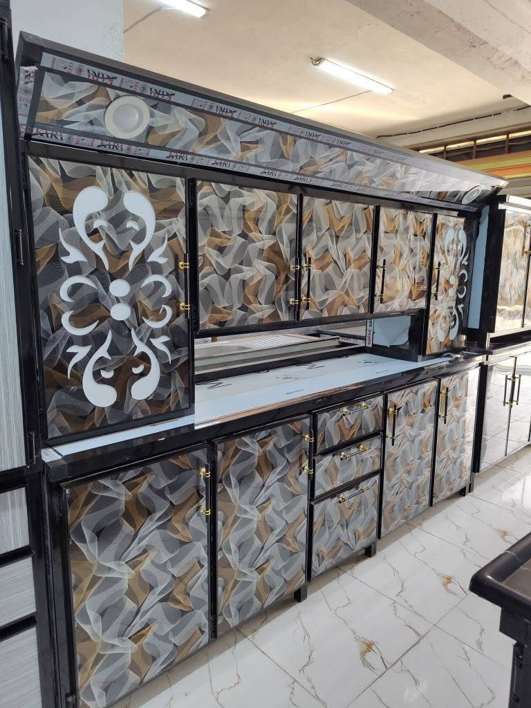 كاونترات المنيوم جديد 
العنوان موصل الجانب الأيمن شارع النبي شيت معرض الإمارات *********** 
*********** واتساب موصل, نينوى
