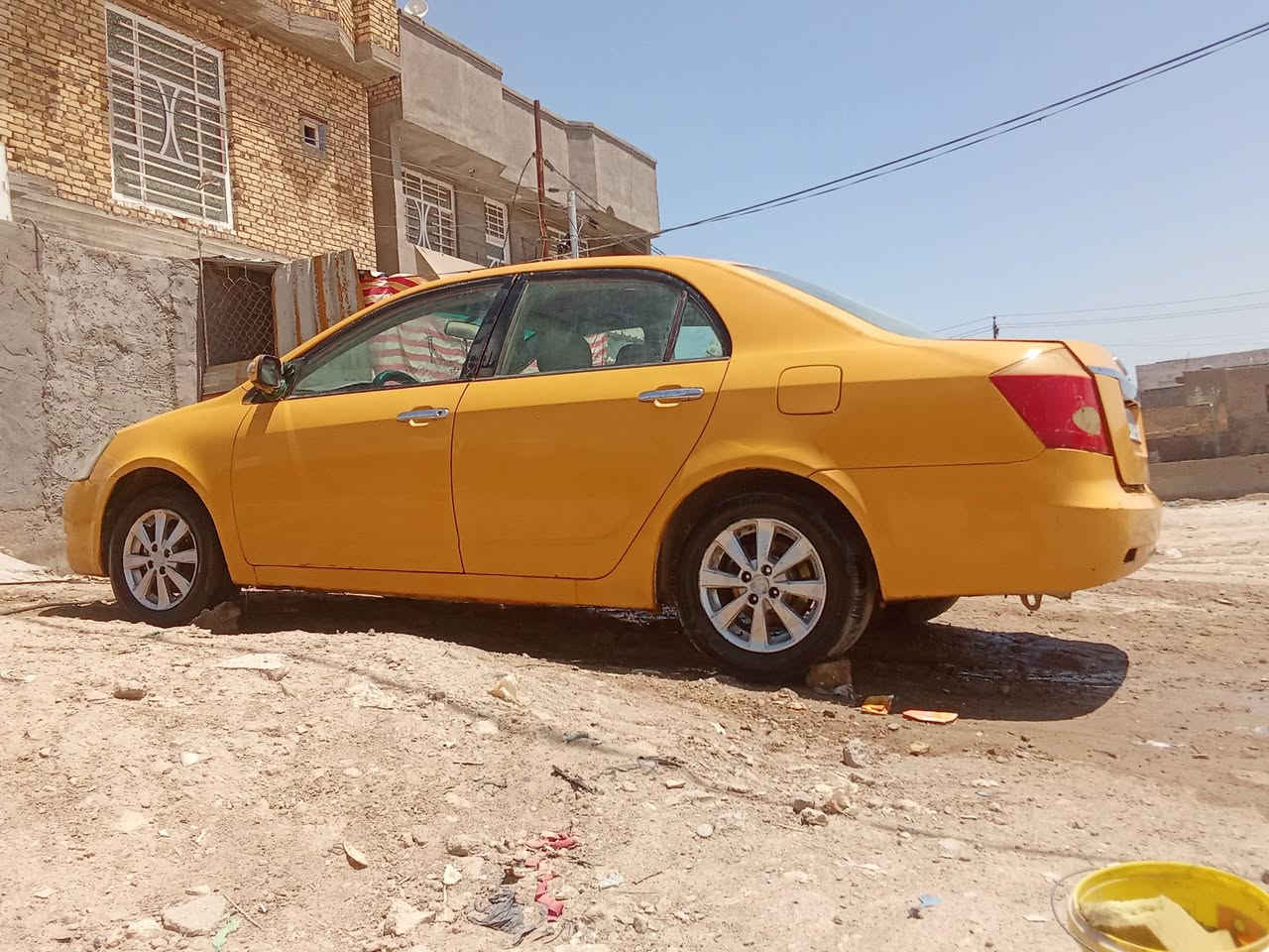 السلام عليكم  سياره للبيع بيه اسم تنقيس   حلوي جهزة سعر32 بيه مجال الطيبين مكاني بابل  حي العسكري للاستفسار اتصال على الرقم ***********
