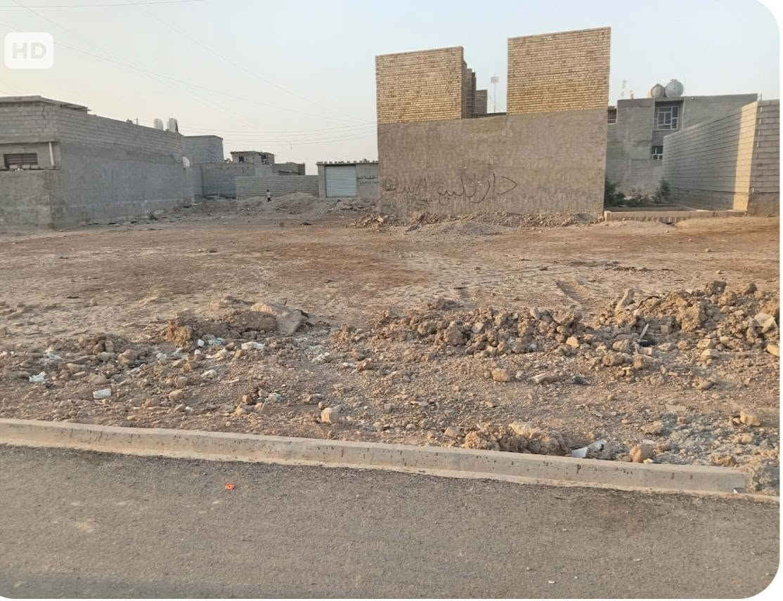 سلام عليكم
يوجد قطعتين للبيع  المساحه 400 متر
منظة الشاعوره
موقعها يبعد عن الشارع العام 200 متر الذي  يربط بين بغداد _ وخان بني سعد  يوجد فيها كافت الخدمات ماء + كهرباء +تبليط ومجاري 
للستفسار ***********
