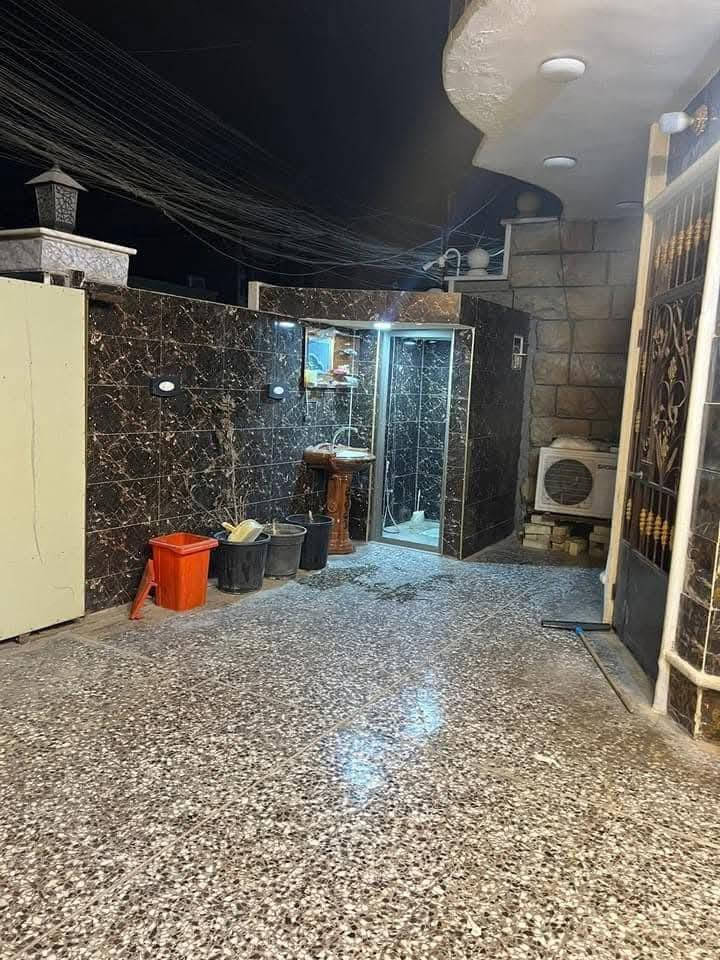 🏠 للبيع دار سكنية مسلحة – حي التجار
📐 مساحة الأرض: 170 م²
📏 الواجهة: 8.5 م
📏 النزال: 20 م
🏢 الدار: 3 طوابق
🛏️ عدد غرف النوم: 6 غرف
🚗 كراج
🏠 خدمات خارجية
✨ واجهة مرمر
🎨 السقوف: مغربي بالكامل
⭐ الدار درجة أولى

📍 الموقع: مقابل الأسواق المركزية – حي التجار

📞 للاستفسار والاتصال:
***********
