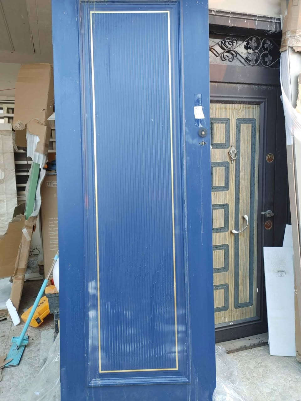 ‎دەرکەی قیاس خاص  93×250cm هەریەویەدانەی بەردەستە دەرکەئاسنەکان نرخیانجیایە ***********‎ أربيل, العراق
