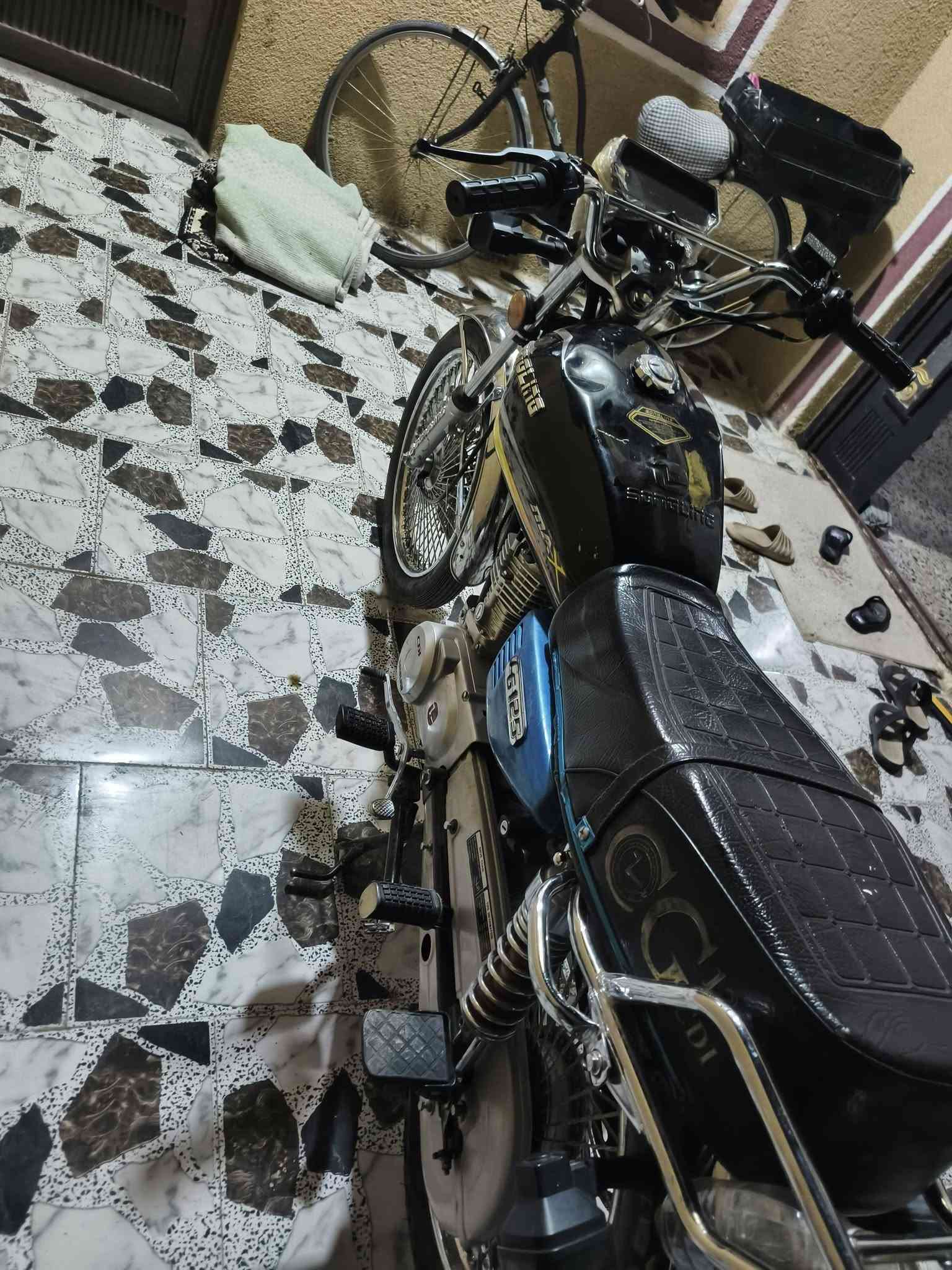 اخوان للبيع  سونك  اربعه كير موديل 26 شهر 9 اوراق  اسكنر   محرك  مكفول العنوان  كربلاء امن الداخلي  السعر خاص  ع رقم ***********
