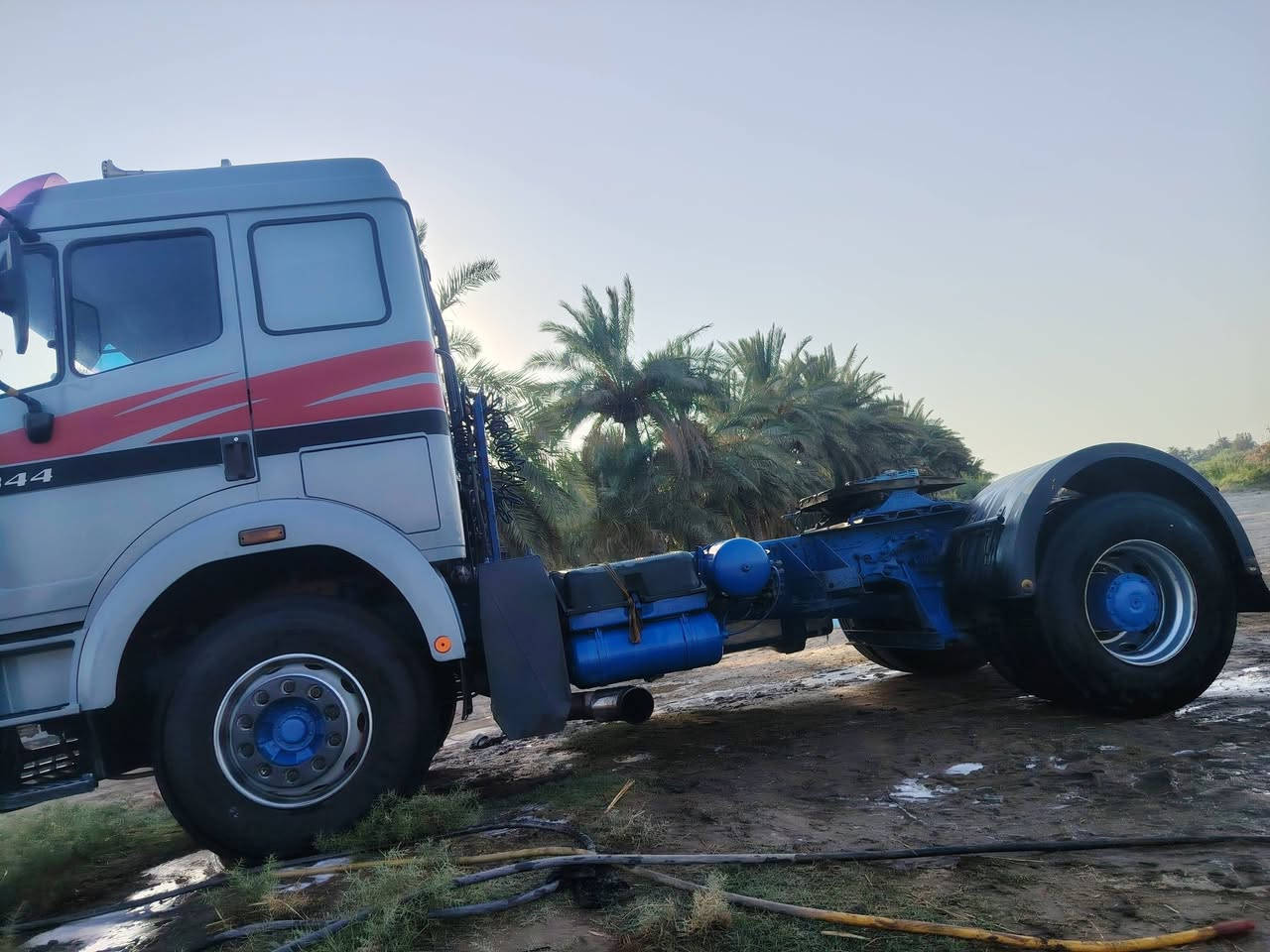 عليكم سيارة البيع مديل 97  كير 240حجم18/44بم كهربائي240حجم18/44بم كهربائي كير قليج بلادي مربوطة ذات متحركة /***********
