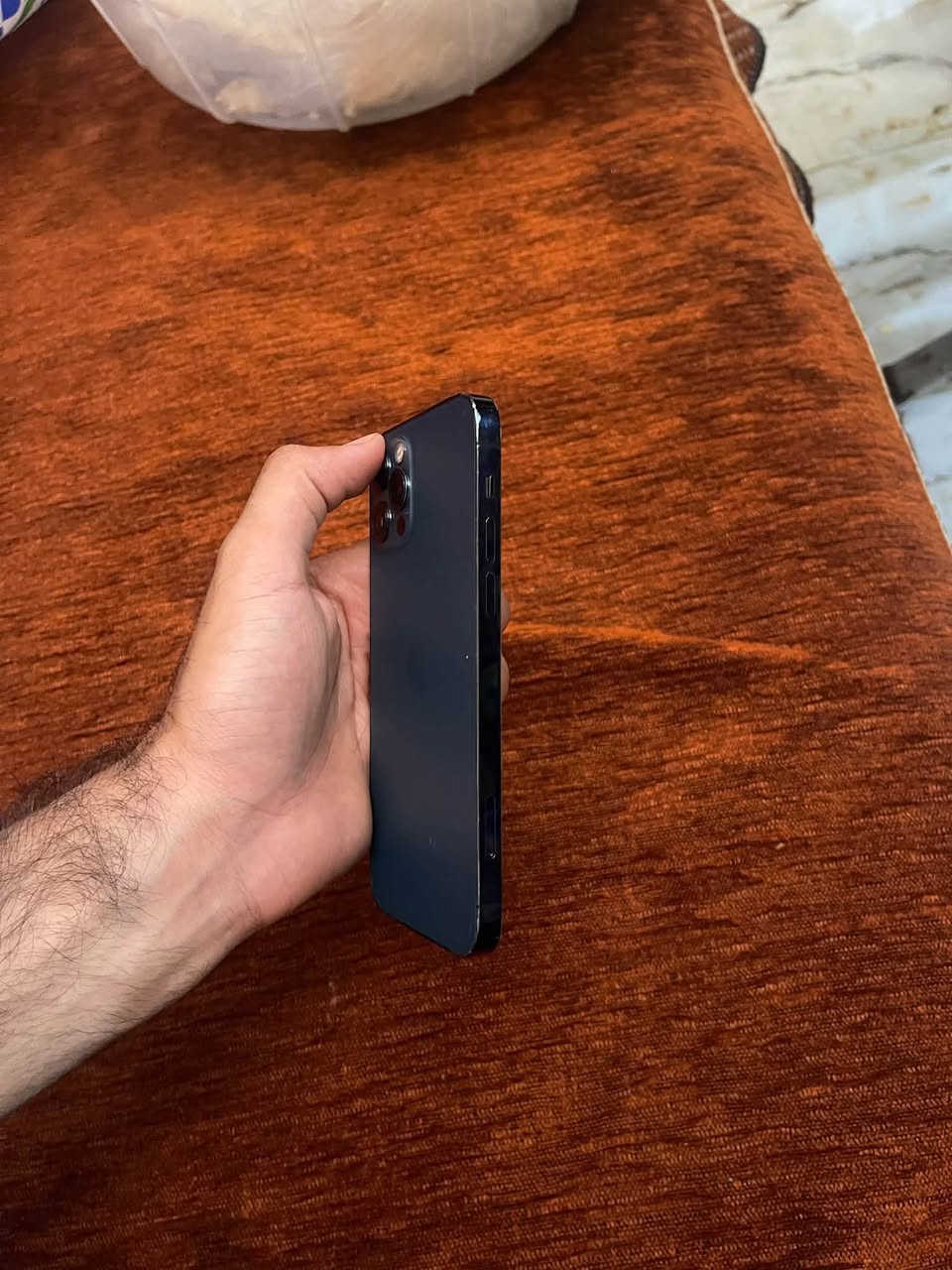للبيع ايفون ١٢ برو 
ذاكره ١٢٨ غيغا 
بطاريه ٧٤ بلاديه ولا تصرف
الجهاز مابي ولا قطعه مبدله 
السعر ٣٠٠ الف 
العنوان الزعفرانية 
الرقم : ***********

