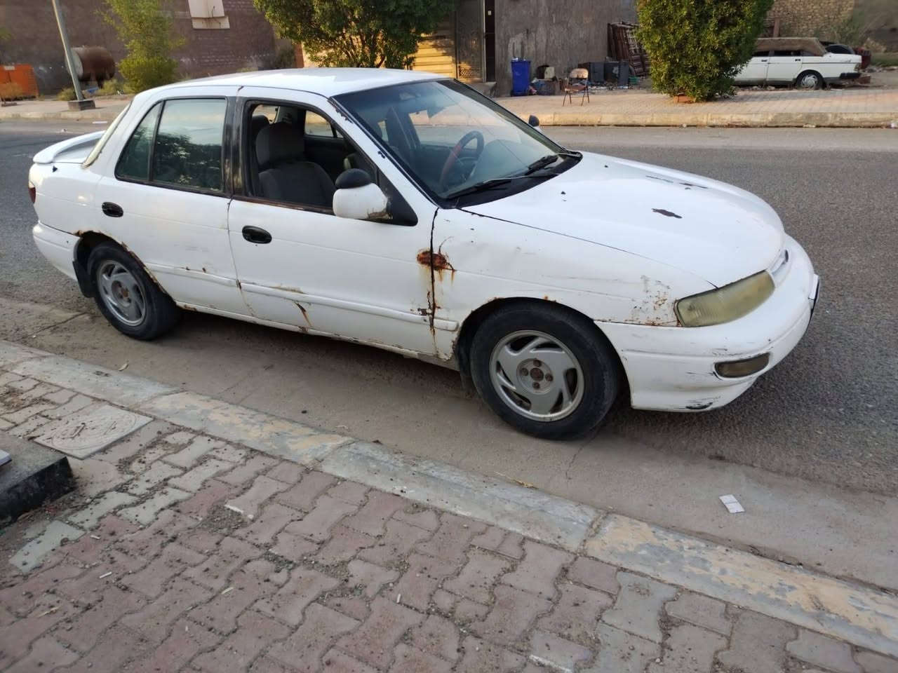 السلام عليكم كيا سيفيا للبيع بدون مراوس موديل 95 رقم انبار تحويل مباشر السيارة يرلدلهة تعمير بس كير ومحرك نضيفات وصدرهة وتايراتهة نضاف سعرهة 20 ورقة العنوان الانبار قضاء هيت للاستفسار الاتصال علة الرقم ***********
