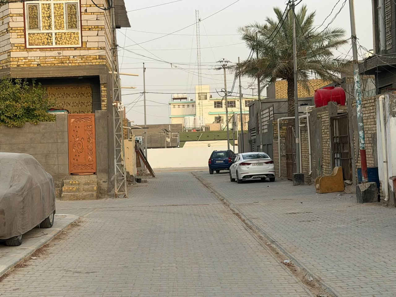 .🛑 عرصه  للبيع 🛑 
المنطقة : الديوانية . حي الصدر الاول 🚩
اقرب نقطه داله : قرب مركز صحي الصدر الاول او مدرسة الجمهورية

المساحه :  120✅  الواجهة 6
    
    
❌❌مقابيل متنزه

.............
للاستفسار
     مراجعة مكتب رسول الوزني للعقار  
الديوانية . حي الحضارة .بداية شارع اسواق طيبة
 للمعلومات ولمزيد من التفاصيل ⬇️
       مراسلة الصفحة  
      ارقام الاتصال 

***********
