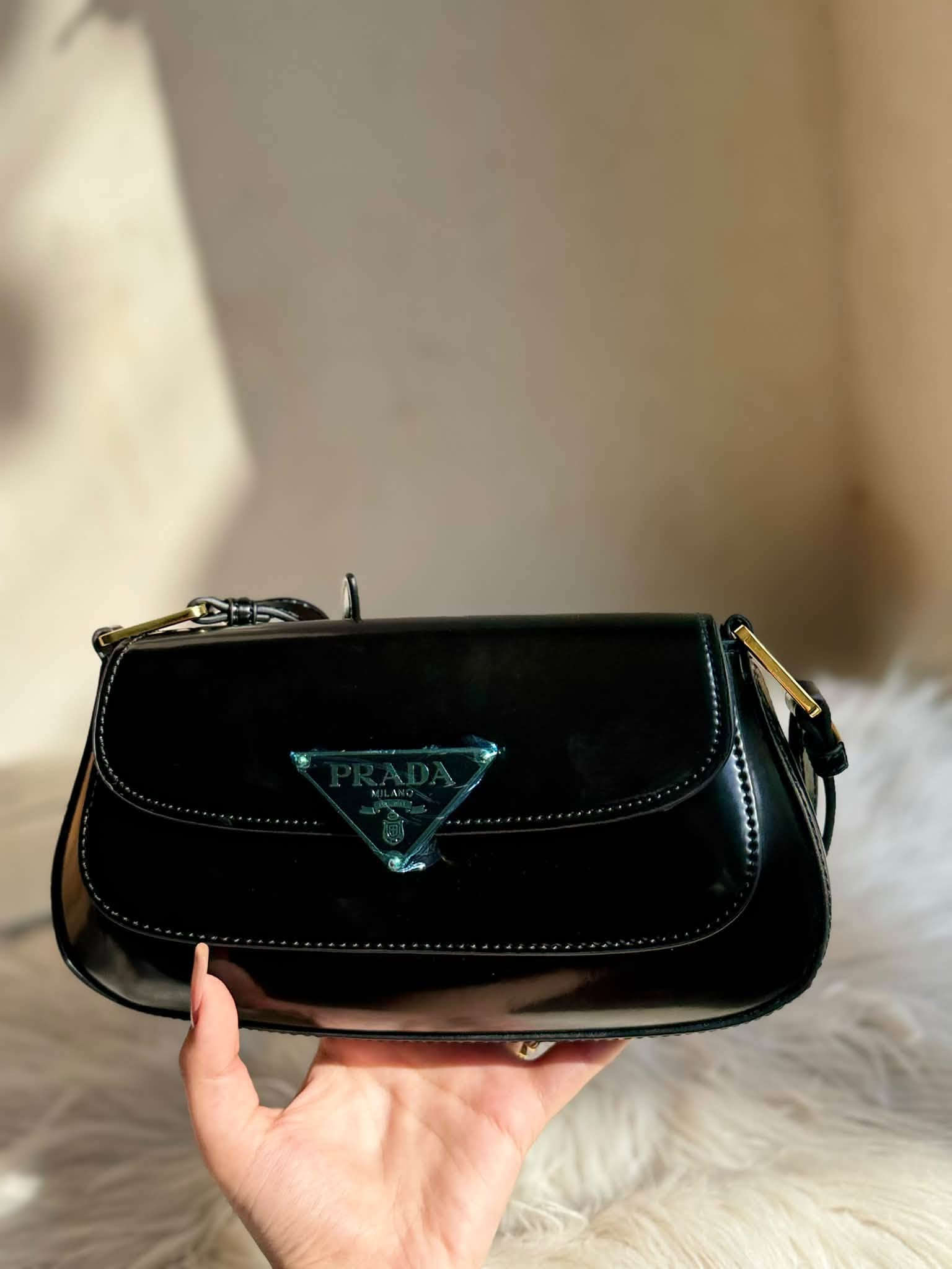 حقيبه ماركه PRADA صنع في MlLANO
