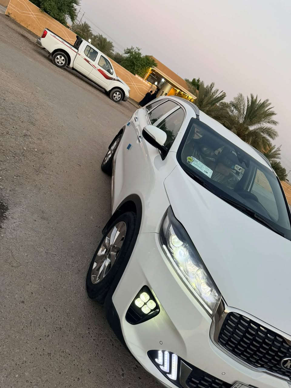 سلام عليكم
سورنتو 2020 V6 رقم اربيل 
سنويه 2029 ويل كروم مري شفط 
صندوك كهرباء شاحن لاسلكي
7 راكب 3 قطع تبريد 
كشن كهرباء السايق والي بصفه 
اربع وضعيات قيادة السيارة حيل حلوة 
وجديدة ماشيه 87.000 الف كيلو 
وارد خليجي سعرها 220 بي مجال بسيط 
عنوانها بغداد جسر ديالى الجديد 
***********
