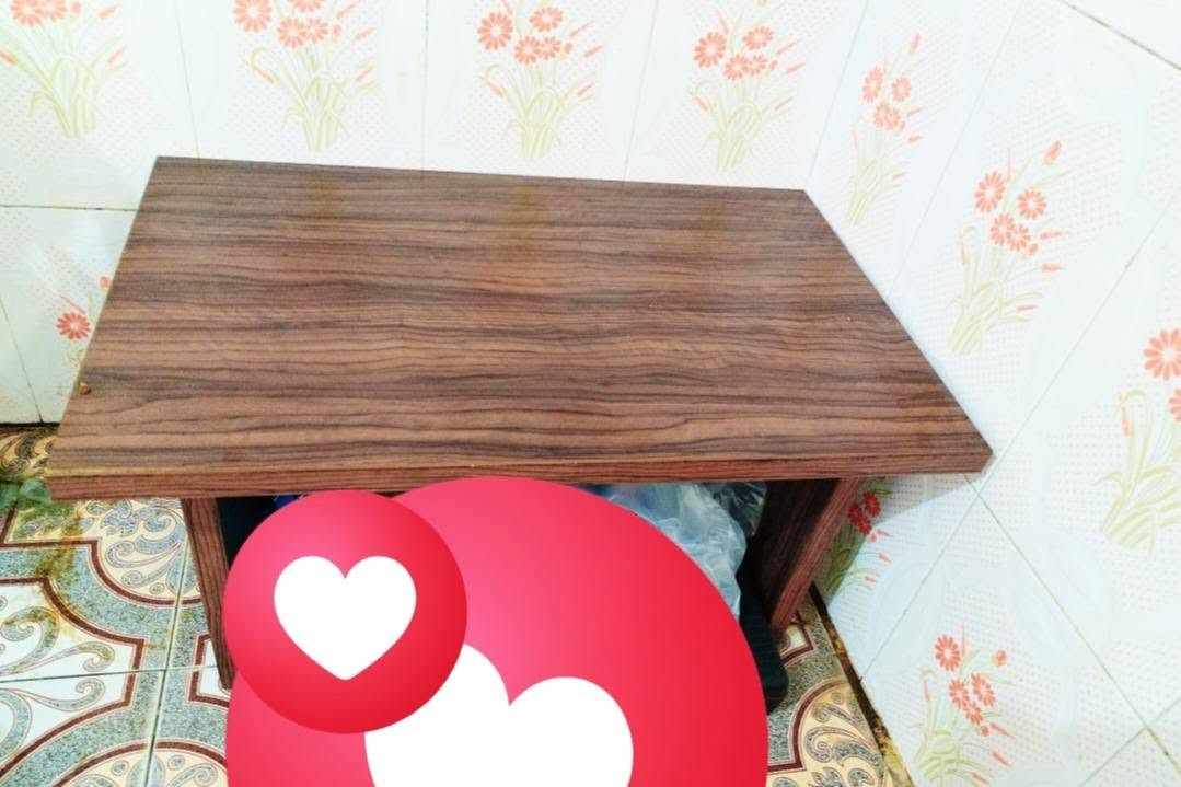 دبه غاز • طباخ استعمال قليل • ميز