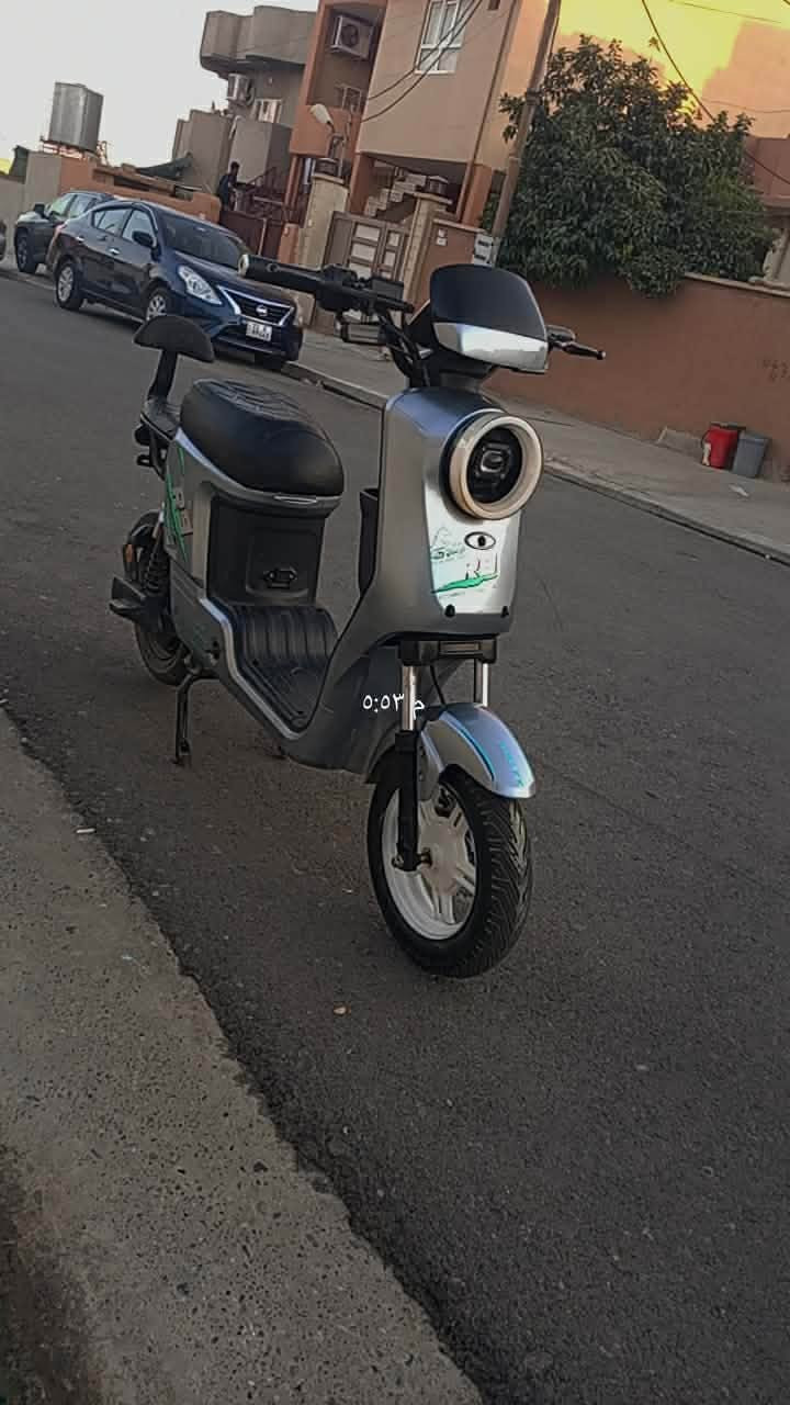 مساء الخير من رخصة الادمن دراجة شحن R9 للبيع السعر 400 للتواصل ***********/***********
