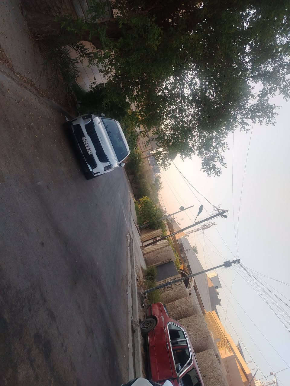 بيت للايجار في المنصور الداودي قرب مدرسة الخلود كلشي واضح بالفديو الإيجار مناسب جدا للاستفسار واتساب ***********
