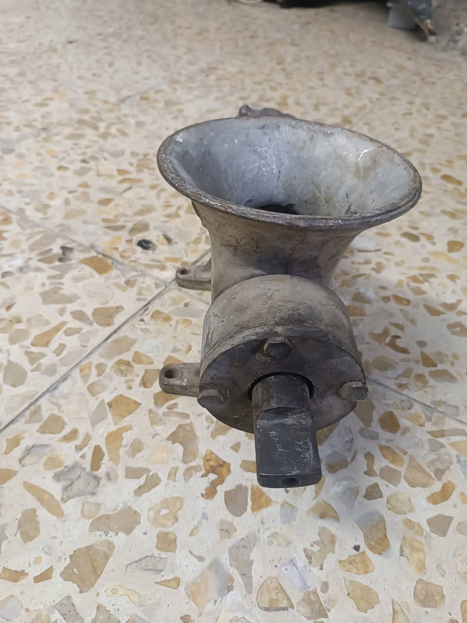 مثرامه • ٣٢بوصة • مدينه الصدر سبع قصور
