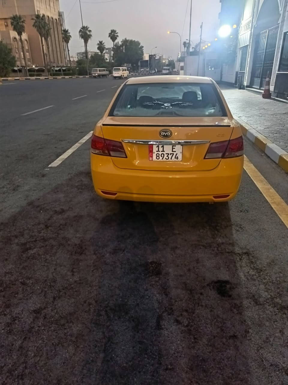 بي وادي ١٣ بيع مستعجل كير كايم محرك خير من الله مصفرة من كلشي غرمات هيه مكاني بغداد الحبيبه لسعر ٣٠ أو بيه مجال حك لجيه رقم لهاتف ***********

