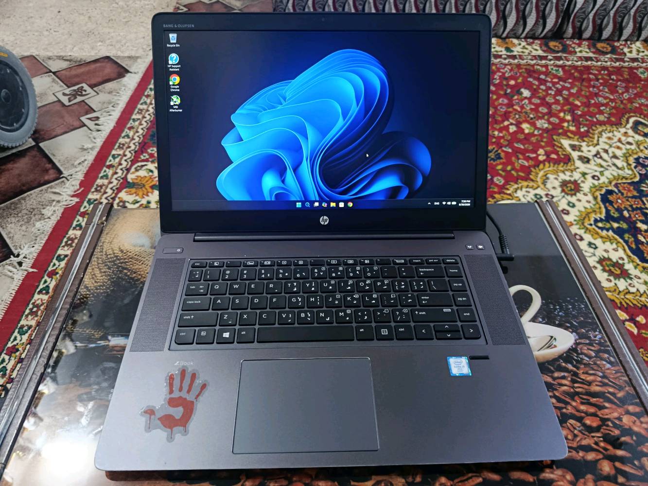 laptop HP zbook studio g3
المواصفات 
cpu: i7 th6 HQ
RAM: 16GB 
GPU: NVIDIA Quadro M1000M (4Gb) 
M.2 238gb
screen size: 15.6in
السعر 450 الف وبي مجال 
العنوان البصره كرمه علي
شنو حالة البطارية تقريباً؟ وكم تدوم وياك بالشحن؟: 
بطارية تحتاج تبديل بدون استخدام نص ساعه ويه الاستخدام 5دقايق
شنو أفضل طريقة للتسليم: استلام من البصرة لو ممكن توصيل، والسعر شكد آخره؟: 
ماعدي توصيل وبي مجال 
الرجاء التواصل في الواتساب 