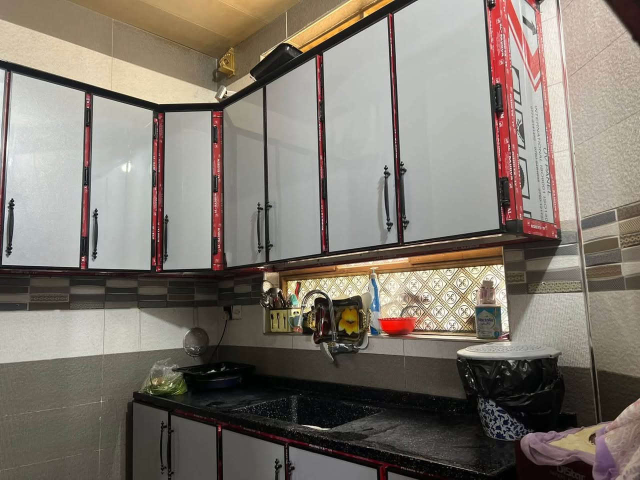 دار البيع مساحه 147 متر بيت كله مرمر فول جاهز للخير باكن الزعفرانيه دور الصحه طابو زراعي سند 25 غرف 3 فوك جوه 2 غرف وستقبل وصاله ***********
