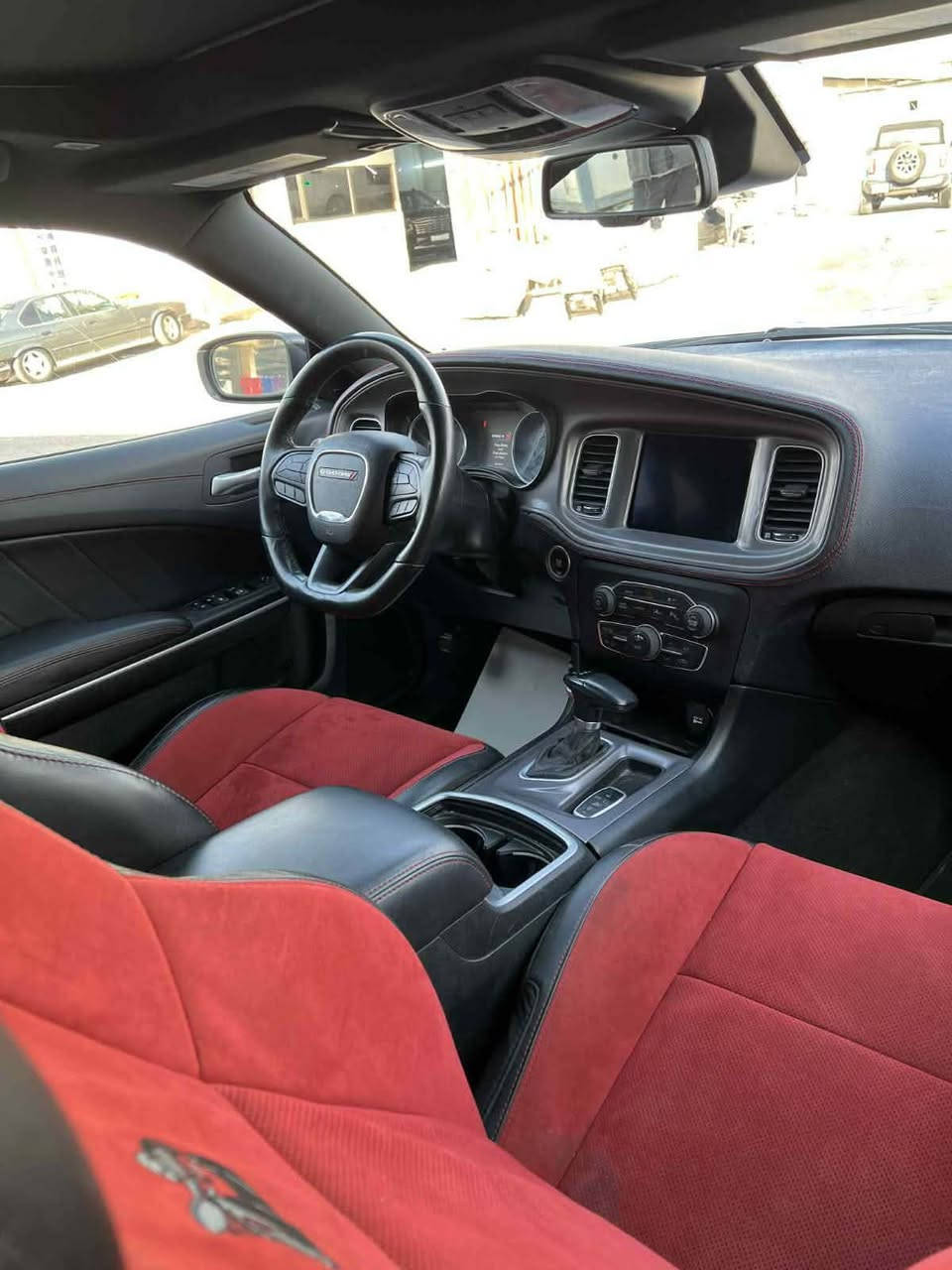 2023 DODGE CHARGER, SCAT PACK
بؤفروشتن دووپارجه سبوخ بي ناو گرتن گيرومكينه به شه رت***********
