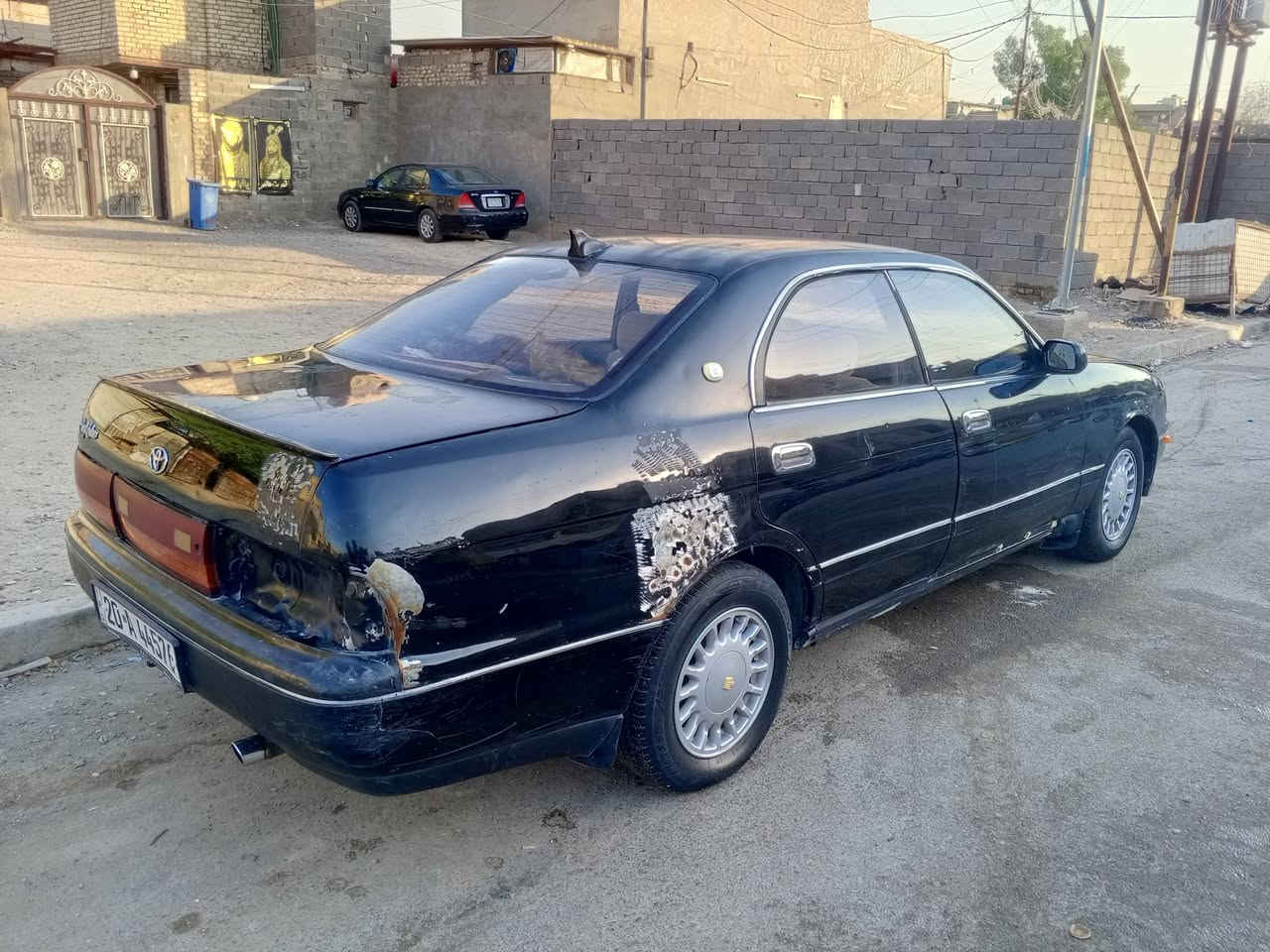 السلام عليكم للبيع موديل 94 سنويه لحد 28 بيها مكينه فقط بيها خيط بخار سياره عوزها ترتيب غرفه جديده رقم ديالى تحويل ثاني يوم السعر 28 مجالها بسيط مكاني بغداد ***********
