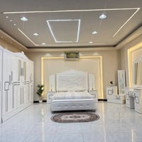 بدون تفاصيل • غرفة نوم • خشب