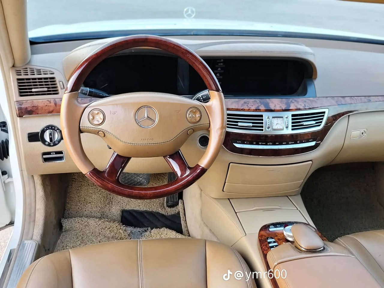 مارسيدس 2008
تحفه  S350L
حجم محرك V6
باب طويل
قطعه صبغ وحده فقط الباقي مكفول رقم بغداد تحويل ثاني يوم 
175 بيه مجال 
للاستفسار الاتصال على الرقم
***********
