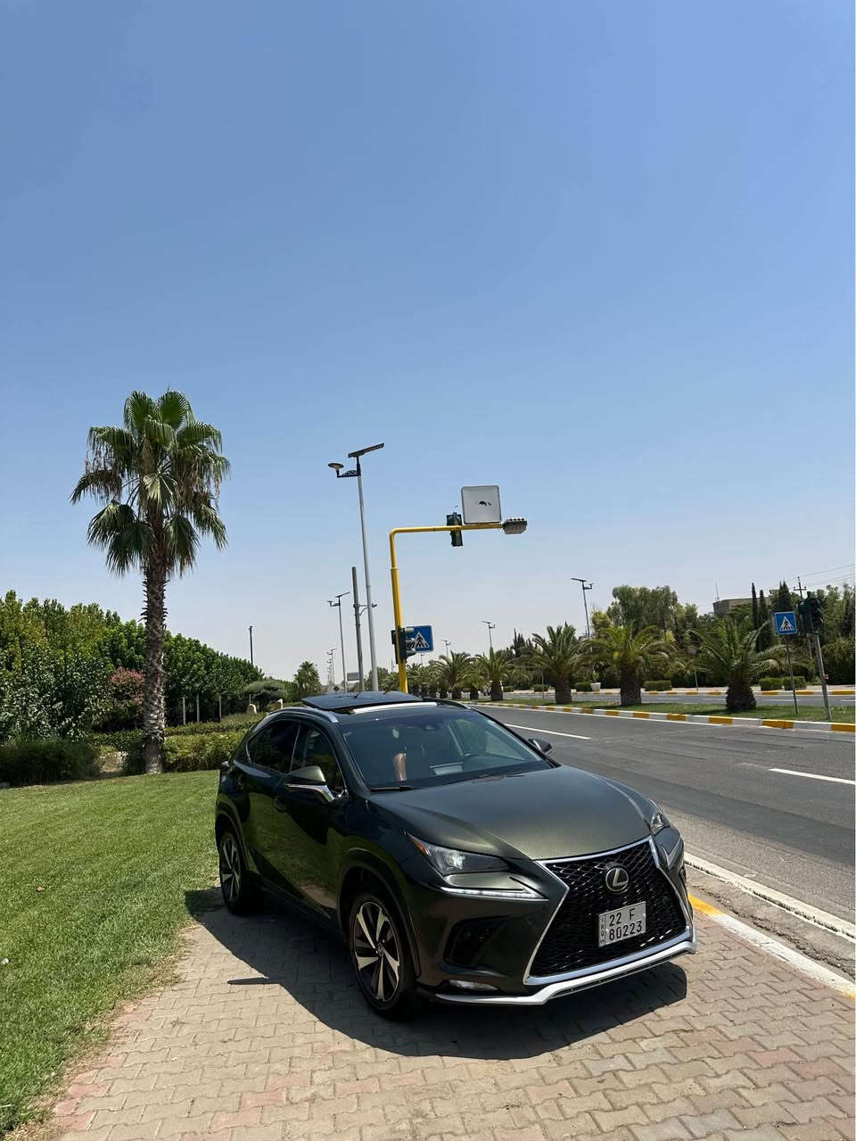 Lexzz NX300 
2021 
55 mil royya 
2 parchay haya 
Be erbag be zhure ba shart 
Masafat full 
Sanduq shaft 
Slayt 
Kushen sardu garmu xazn 
Sukan hetar 
Darka Basma 
Layt auto 
Naw qayse bellade ful fulla 
S3r 235
*********** أربيل, العراق
