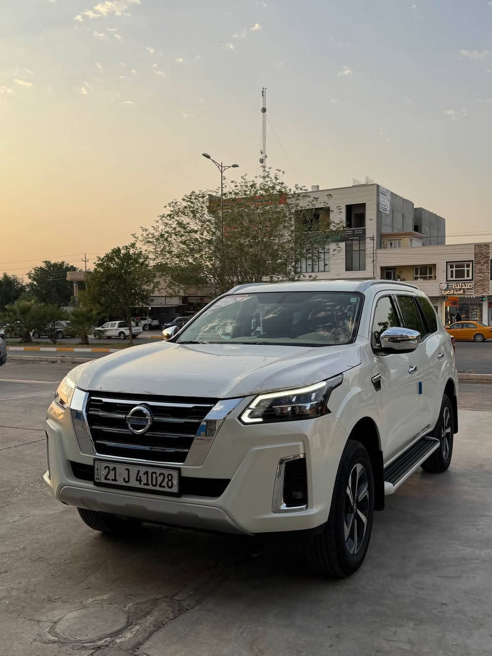 تحيه طيبه……
للبيع نيسان X-TERRA 
موديل 2024 خليجي ضمان شركة السور 
7 راكب محرك 2.5 
ماشيه 10 الف كيلو متر اخت الزيرو 
رقم سليمانيه وسنويه ورقم كله جديد وبأسمي 
مواصفات (بصمه-دخول ذكي-شاشه وكامره وحساسات-كشنات جلد-داخل جملي-مري شفط…….الخ)
السياره بعدها بحالة الوكاله ومكفوله حته من الرصعه مابيها اي ملاحضه ابداً 
مكان السياره ديالى خانقين 
وبسعر مناسب جداً 250 ورقه وبي مجال للشراي 
للاستفسار *********** خناقين, ديالى
