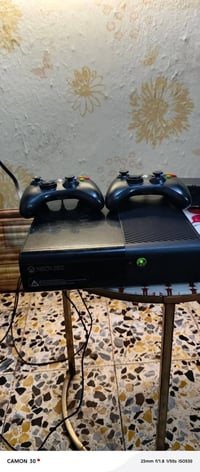 اكس بوكس ٣٦٠ • ١١١ لعبة • ٤ جوستكات
