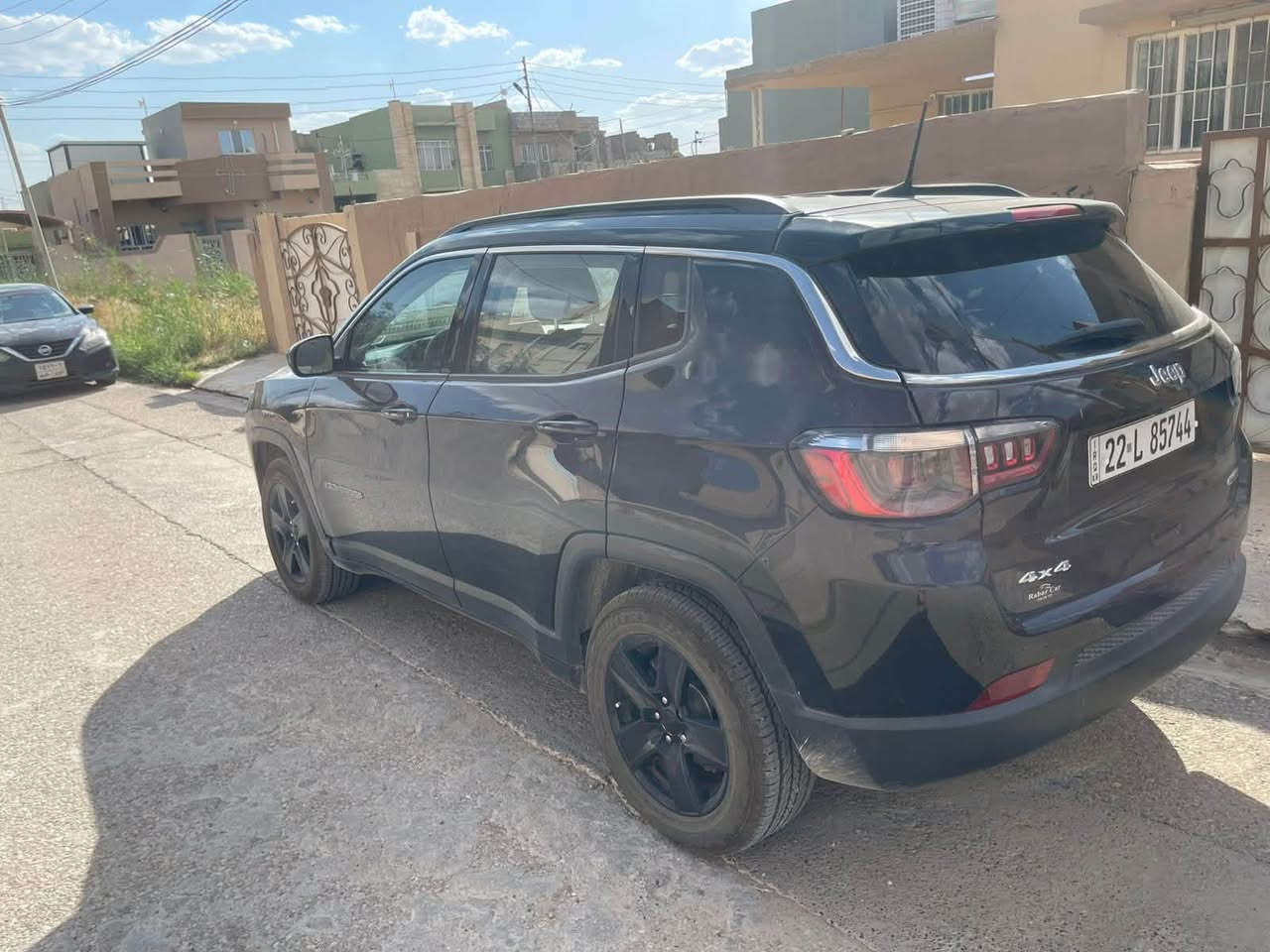 جيب كومباسLimited.  2202 وارد أمريكي

رقم جديد اربيل شرط تتحول

 الموصفات :

تشغيل عن بعد 

ماشيه  58km 

بصمه + بيبان دخول ذكي 

مثبت سرعه + قياده ذاتيه 

4 مودات قياده 

هندبريك اوتو 

تحكم ستيرن جهتين 

تبريد قطعتين 

فور ويل 4*4   

الضرر : جاملغ سايق كلش خفيفة ايرباك سليم

السعر : 141$ 

العنوان: اربيل
***********-***********
