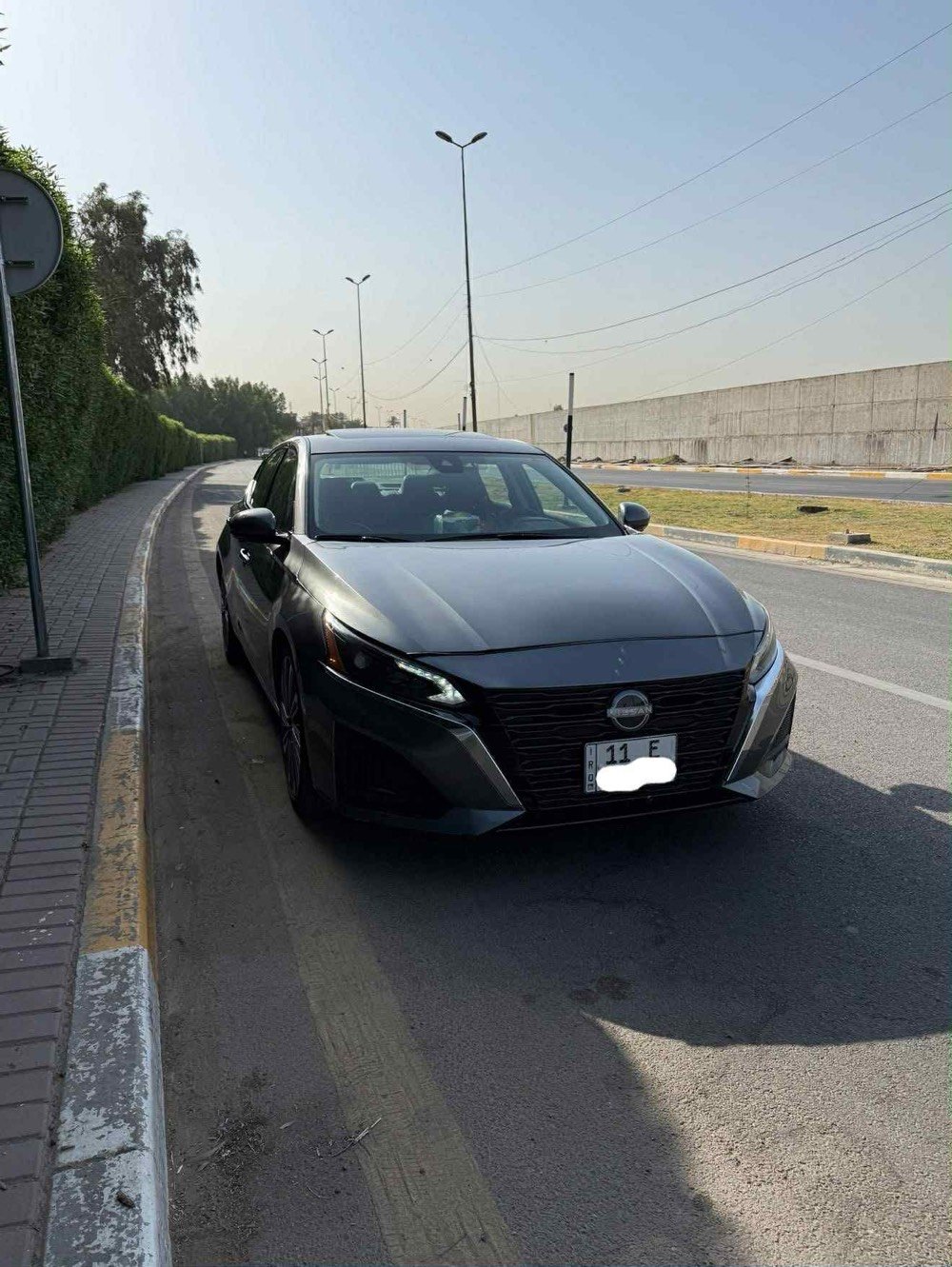 🚘 نيسان ألتيما SL موديل 2023

🇺🇸 وارد أمريكي
🔢 العداد: 39 ألف ميل
⚙️ المحرك: 2.5L – 4 سلندر
✨ الفئة: SL
📋 هز سنوية جديدة باسمي

🔥 المواصفات والتجهيزات:

✅ فتحة سقف سلايد
✅ بصمة أبواب
✅ بصمة تشغيل
✅ تشغيل عن بُعد (REMOTE START)
✅ شاشة دشبول ديجيتال
✅ شحن وايرلس
✅ كاميرا 360°
✅ كاميرا أمامية
✅ كاميرا جانبية
✅ كاميرا خلفية
✅ هاند بريك بصمة
✅ أوتو هولد (AUTO HOLD)
✅ أوتو ستارت (AUTO START)
✅ أوتو ستوب (AUTO STOP)
✅ رادار أمامي لتحديد المسار
✅ رادار جانبي للنقاط العمياء
✅ رادار خلفي للتحذير من الاصطدام
✅ حساسات أمامية
✅ حساسات جانبية
✅ حساسات خلفية
✅ أنظمة ECO / NORMAL / SPORT
✅ كشنات جلد كهربائية
✅ كشنات هيتر
✅ تحكمات ستيرن
✅ ستيرن هيتر
✅ تبريد لمس
✅ تبريد مركزي
✅ ليدات LED بعدسات زينون بيلادي
✅ ليد متغير الألوان بـ 48 لون 🌈
✅ بكلايتات LED بيلادي
✅ ويل كروم

🛠️ تفاصيل الحادث:

✅ حادثها فقط جاملغ بارد
✅ بدون شاصي
✅ بدون لغد
✅ بدون دواخل
✅ الكير والمحرك مكفولات
✅ فقط الإيرباك والستيرن راجع ستتم

🔥 السيارة مستوردها على إيدي ومصلحها على إيدي ومنفست باسمي.

📝 ملاحظة:
✅ السيارة بيها كم ملاحظة، وتفاصيلها تنذكر للجاد عند المعاينة.
✅ من تجون تشوفونها، كلشي يبين قدامكم وبكل وضوح.
✅ الفحص والمعاينة خير دليل.

📞 للتواصل: ***********