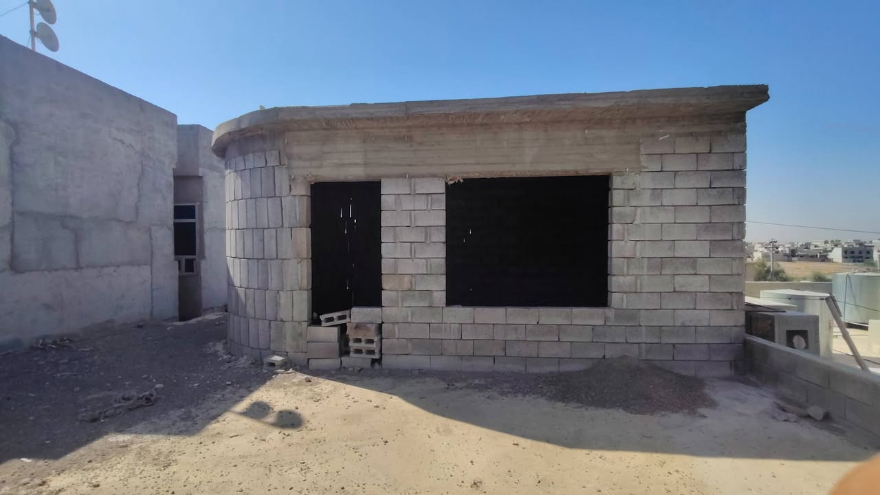 🏠 هيكل للبيع بسعر مناسب وموقع مميز
البناء بطح والاساس بادلو
مساحه 200م
ماء+وكهرباء واصل 
، موقع .القوسيات
📍 الموقع: [القوسيات قرب ماركت حي الزيتون]
📞 للاستفسار والتواصل: [رقم الهاتف *********** الكورك بي واتساب 
***********7]
السعر 47 وبي مجال بسيط المو شراي لا يغني
