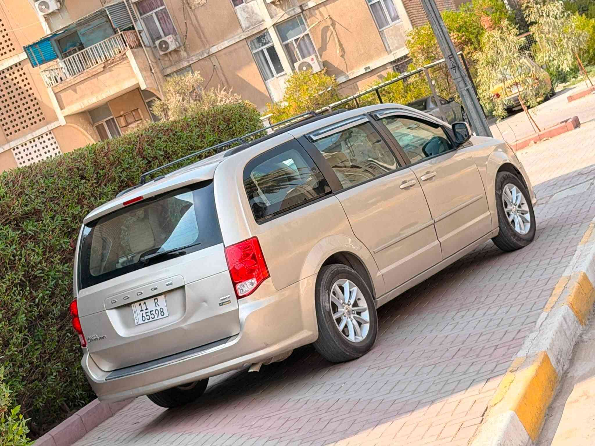 دوج كارافان • ٢٠١٦ • رقم بغداد