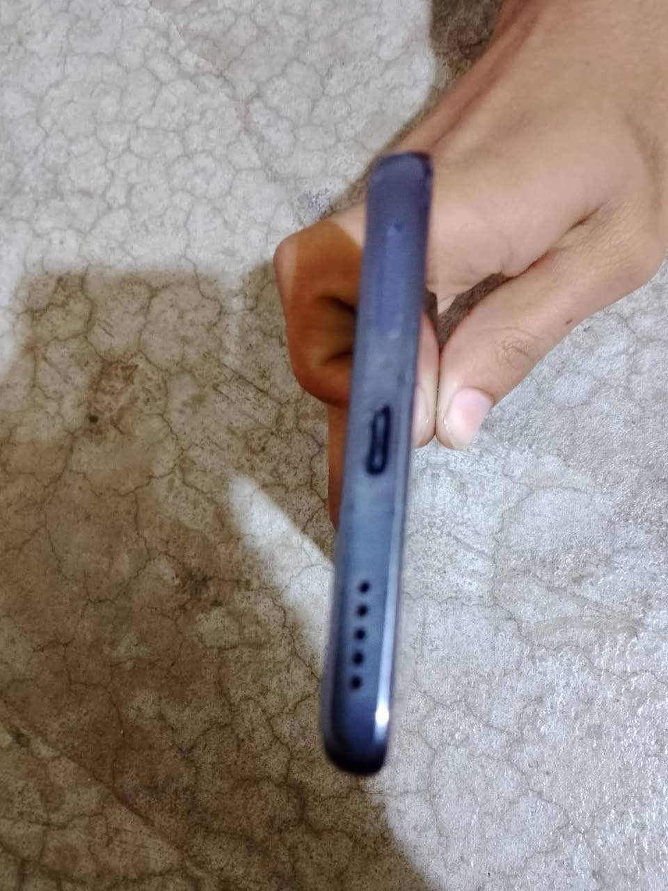 سلام عليكم مبايل هونر X9s للبيع 
 مابيه اي عيب بس فطر بل شاشه كما واضح بل صوره سعر300 الف وبي مجال للشراي كركوك حي النصر خاص او الاتصال على هذه الرقم ***********
