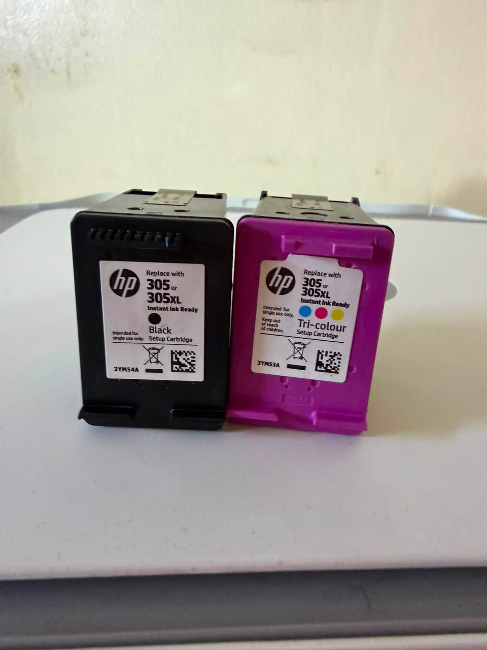 طابعة hp اصدار موضح بل صورة انترنيت وايضاً تطبع عن طريق تلفون طابعة جديدة ونظيفة ولا داخلة صيانة ولا اي عطل بيهه فقط تحتاج حبر شغالة استعمال بيت ماكو اي لود عليهه وايضاً تطبع صور
سعر طابعة 100,000 وبيهه مجال للشراي 
☎️ ***********
او تواصل خاص
