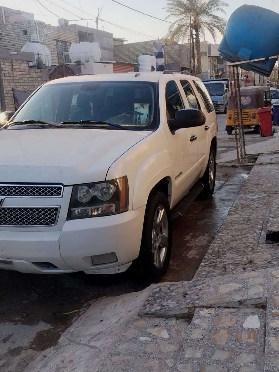 سلام عليكم ادوت تاهو للبيع مديل 2008LTZكفاله عامه من الضربه ولصبغ  تريد  مكينه وگير وحداديه وتخم تاير كفاله داخل جلد كشنات كهرباء تحمات ستيرن تشغيل عن بعد  باب خلفي كهرباء وتحكم عن بعد تبريد 3قطه فتحة سقف مري شفط اشاير بلمري حساسات وكامريه خلفيه لايتات ناصي اصفر عالي زنون وباقي المواصفات معروفه  رقم الهاتف *********** سعر55
