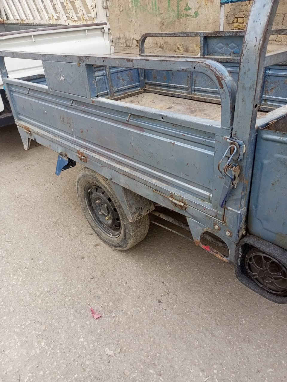 ستوته • محرك ٢٥ • أوراق