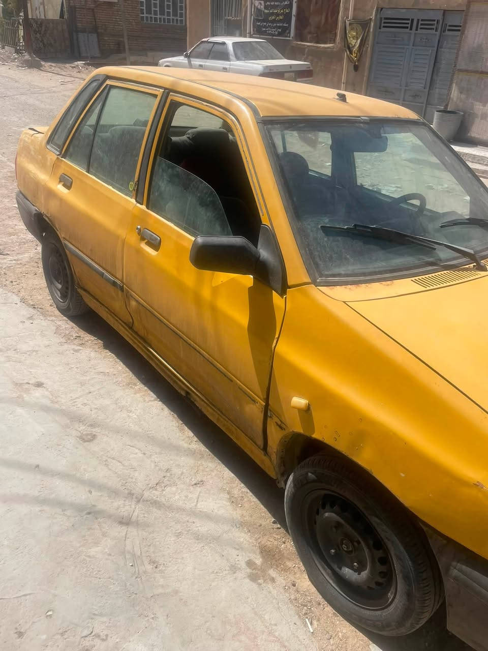 سايبه مديل ٩سياره زينه بس يردله ترتيب رقم كربلاء سنويه ومكاتبه عنوان نجف الاشرف سعر ١٠وبيه مجال قليل  رقم ***********
