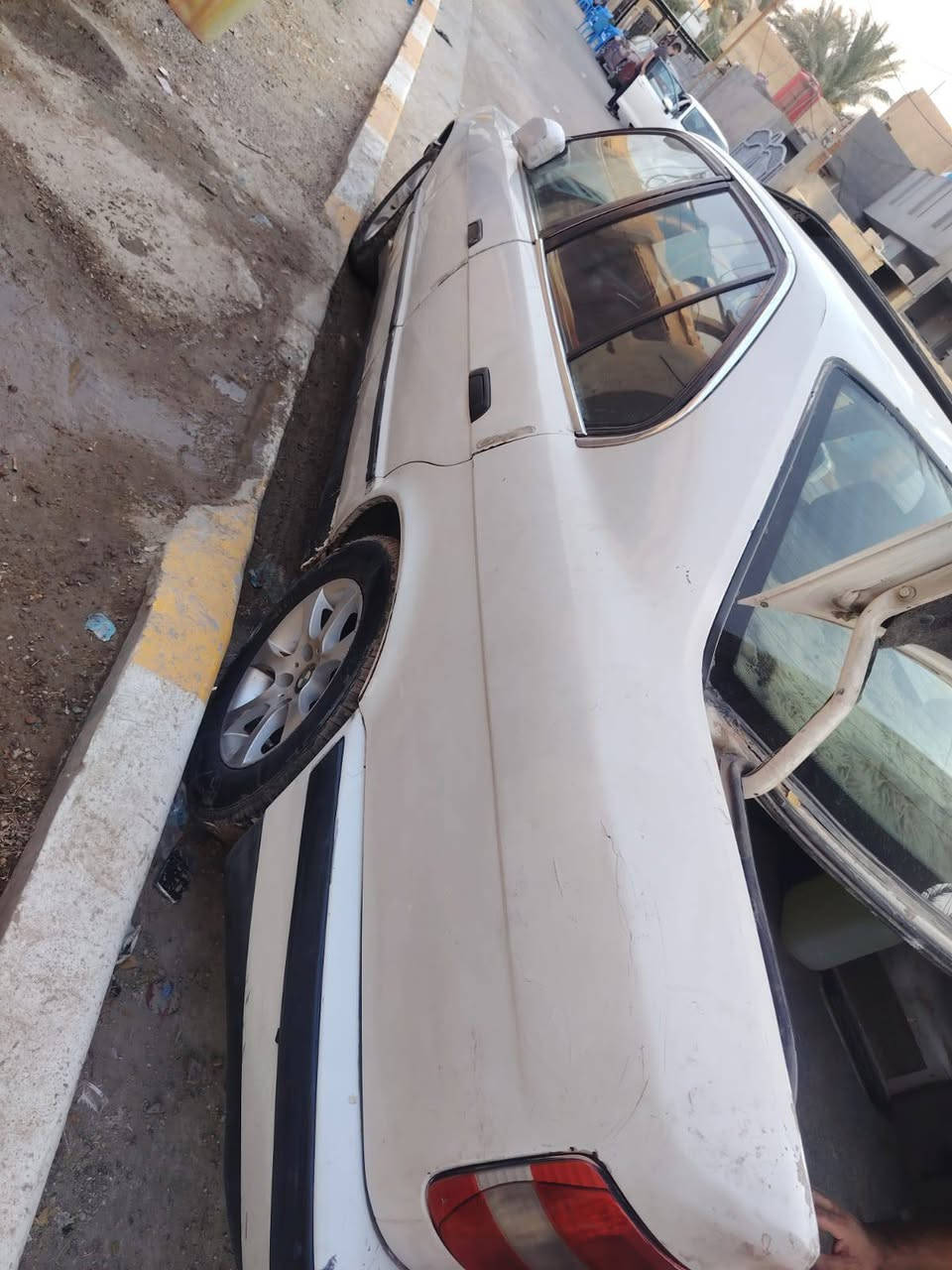 بي ام ٣٢ • واتساب • للبيع