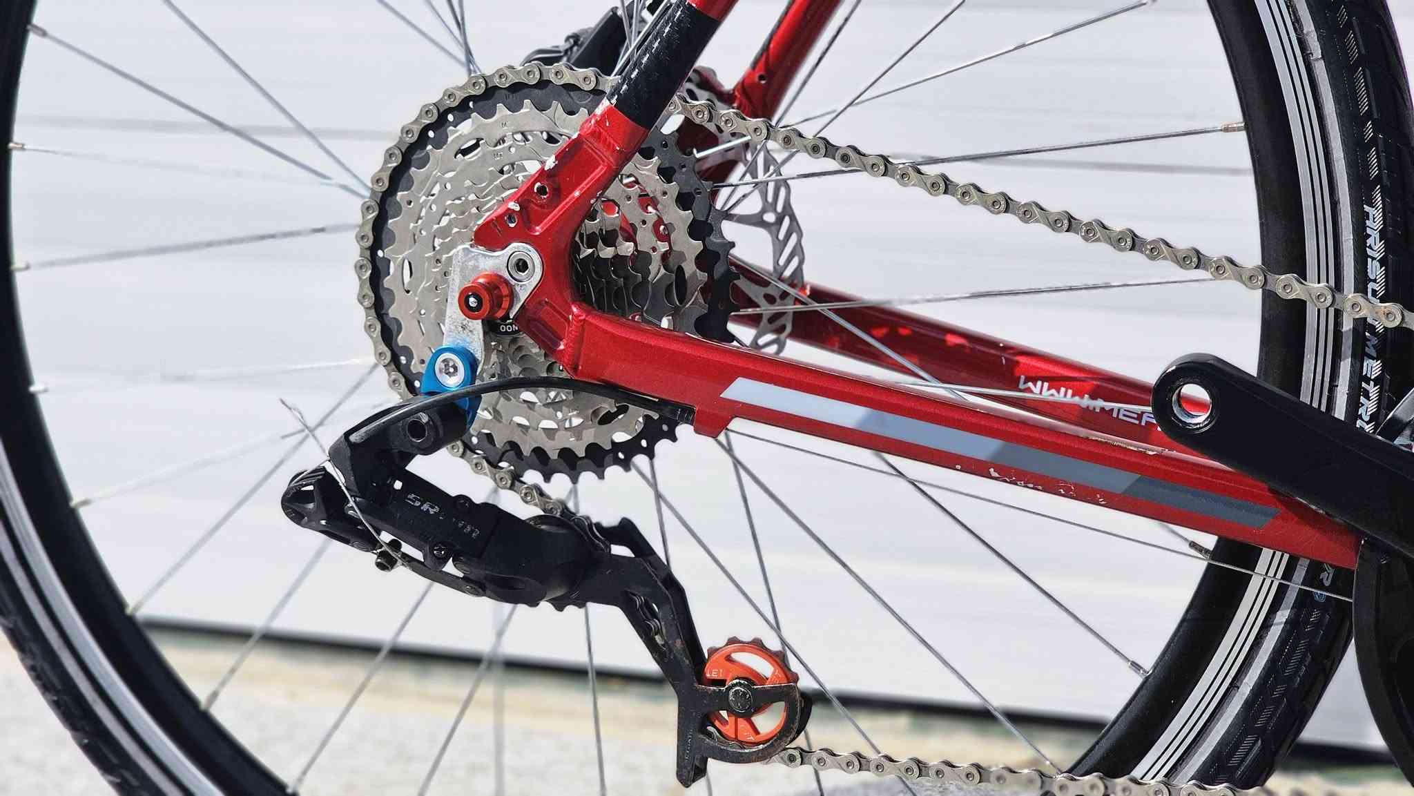 ماشاءالله وین جماعە ترحال😁
🤝 HANDMADE IN TAIWAN 👌اصلي ديزاين اوروبي

MERIDA CROSSWAY EXPRESS 700C

كامل المنيوم وزن خفيف 🚀

قياس فريم 58cm       مناسب لطول 178cm _ 188cm
كامل سيستم سرام 3 × 9      كاسيت كبيرة 42سن

بريكات دهن شيمانو mt200
تايرات خط فصفوري ٣٨مم PRISUN METRO CRUISER
بطيغات بلبرين ماركة تانك 👌🚀

بايسكل مابيها اي نقص كلهن شغاله
حد النظافه 97% 💯

للمعرفه السعر والحجز و التفاصيل خاص او واتص اب
009647707695222 

مكاني سليمانيه 🌍
متوفر توصيل لجميع محافظات العراق 🌍
