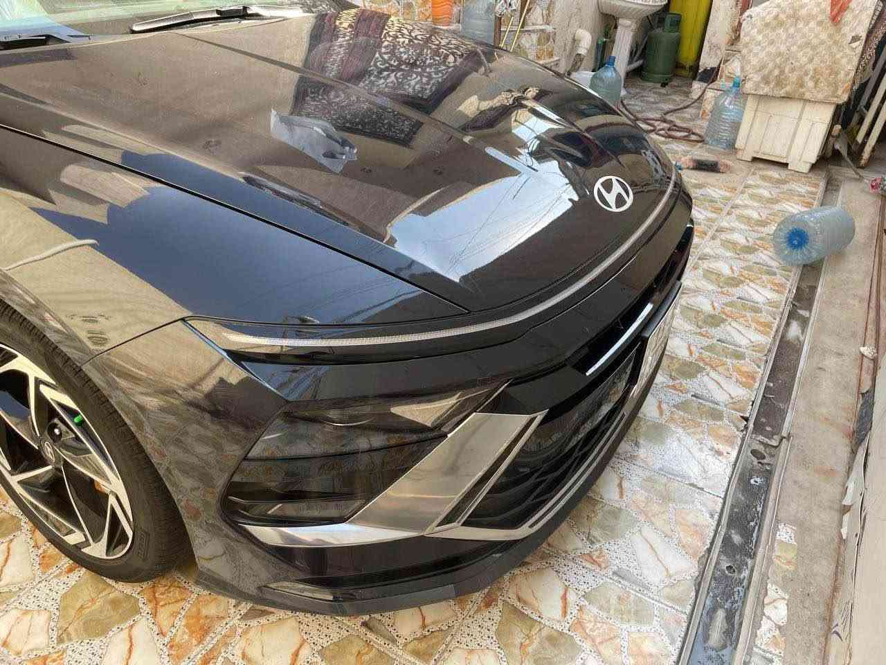 سوناتا 2024 
مكينتها 2500تنفس طبيعي
فول مواصفات 
ماله داعي اكتب مواصفاتها 
لون البيتنجاني متغير 
حادث دعاميه فقط يعني سياره مكفوله كتاب شهداء 
سعر 195
للا استفسار و الاتصال 
واتس***********
اتصال*********** البصرة, العراق
