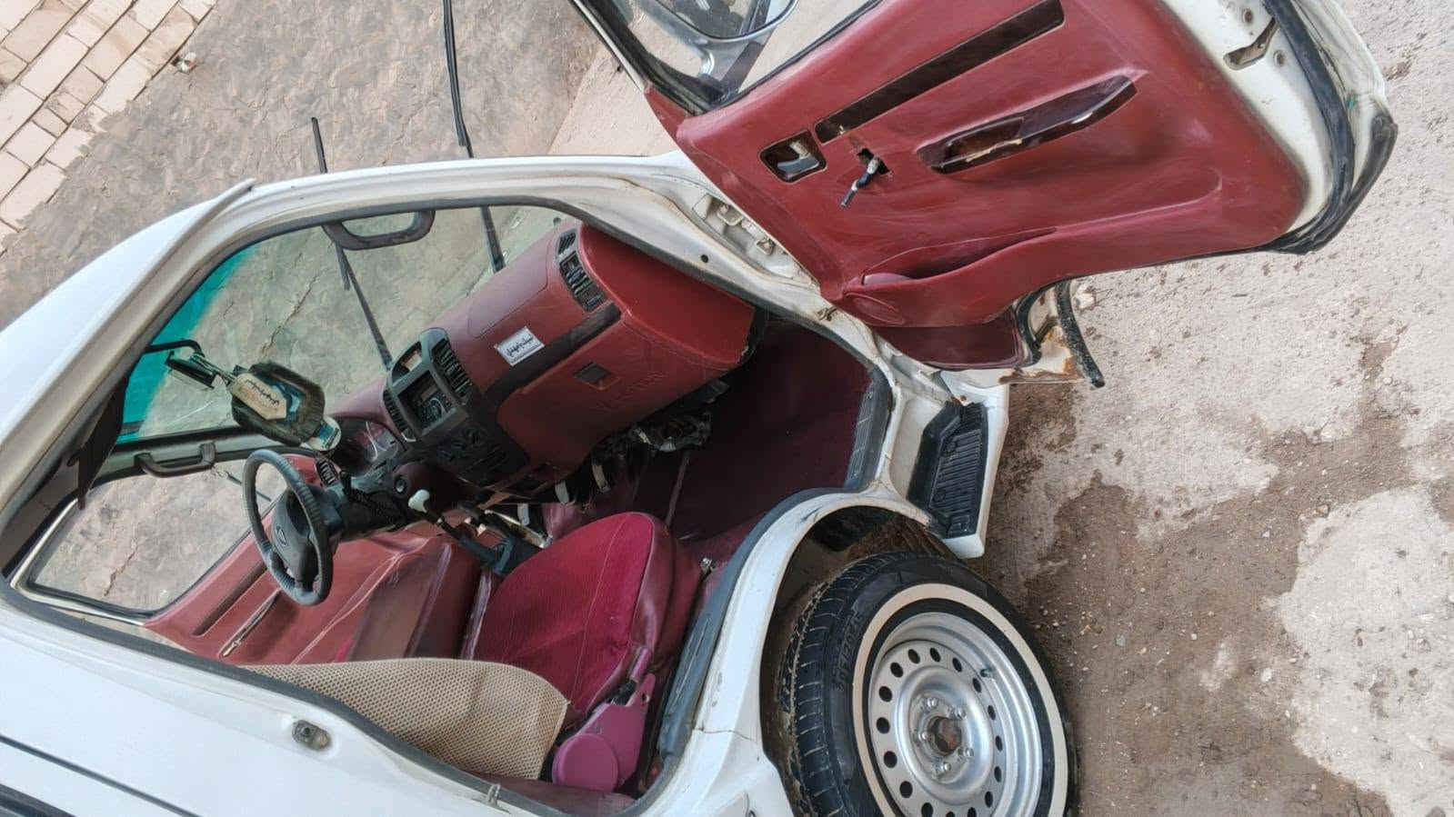 من رخصت الدمن فتون موديل 13 رقم انكليزي بغداد مصفره هيئه غرامات. مكفوله كفاله عامه مكيه كير اكسل تغم تاير كشنات ارضيه السعر مطلوب 78 وبيه مجال مكانه حله ***********
