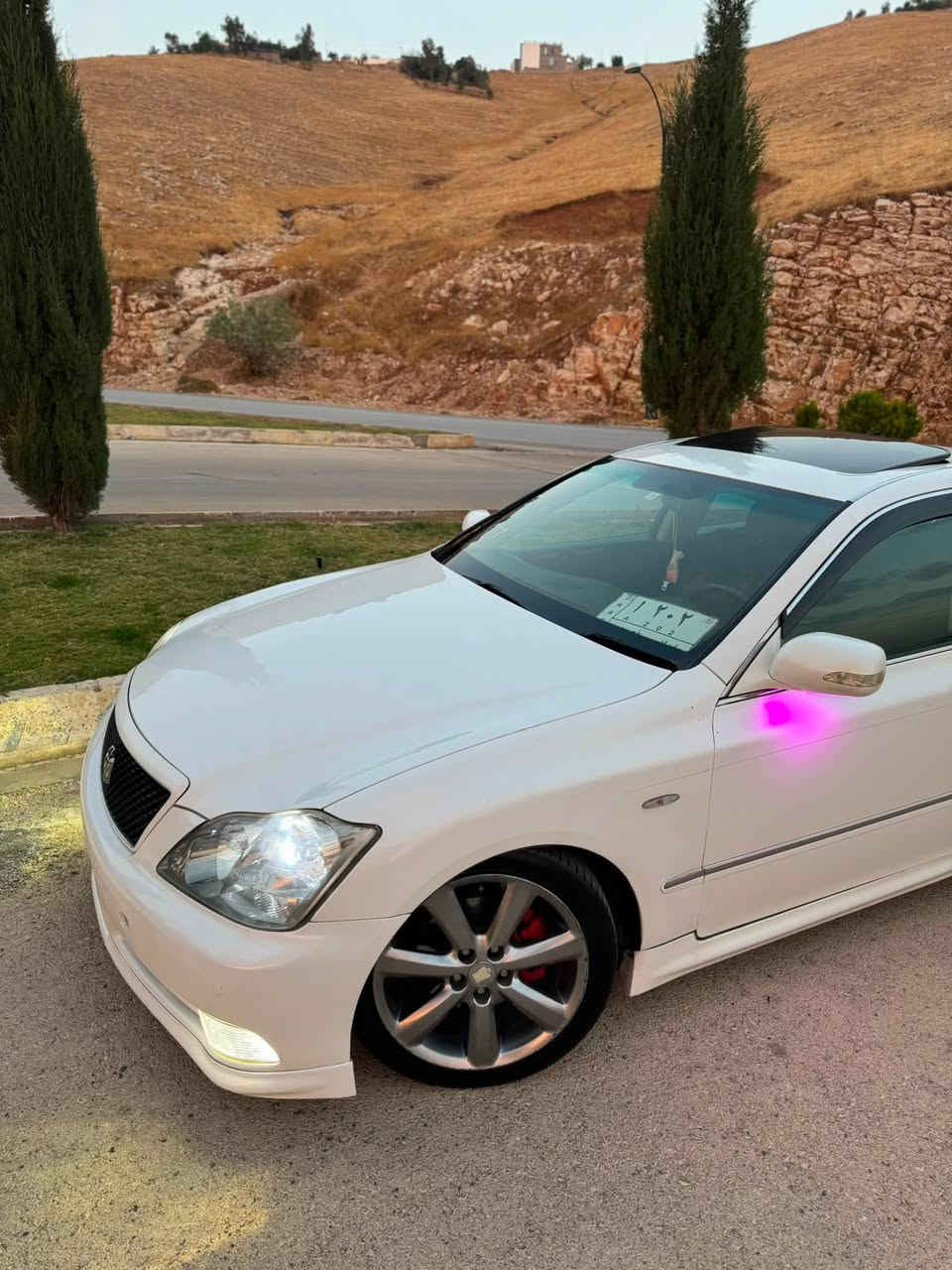 كراون شاهين • ٢٠٠٥ • ١٨٠٠٠٠