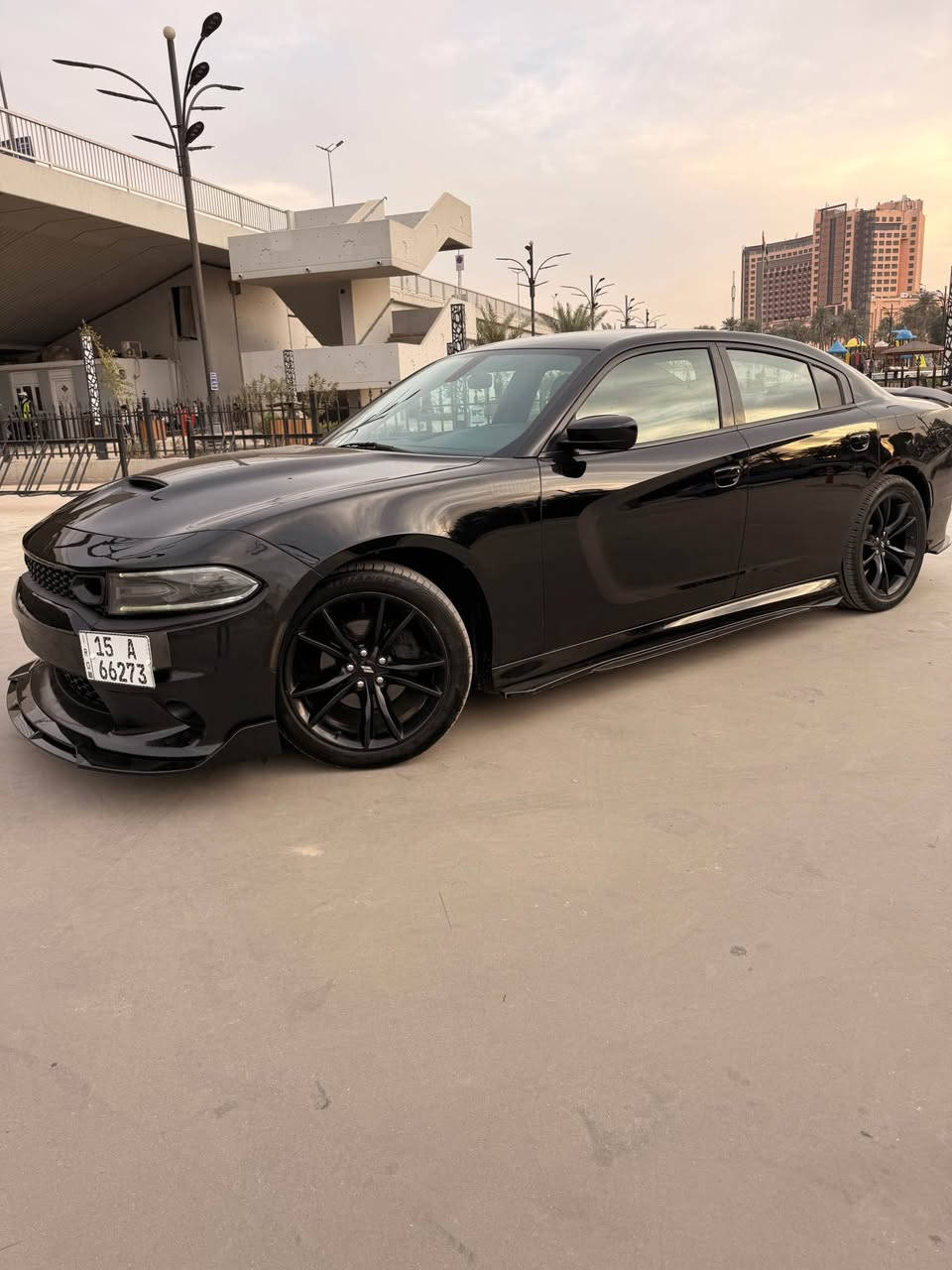سلام عليكم 
جارجر  SXT
2018 للبيع 
السياره محدثه بلكامل GT حادثه فقط دعاميه اماميه وصور الحادث مرفق
بدون دواخل شاصي ولغد مكفول وبنيده الابلادي موجود بدون صبغ 
معروضه 170 وببه مجال حك الجبه 
للاتصال ***********مامتواجد ع فيس بغداد, العراق
